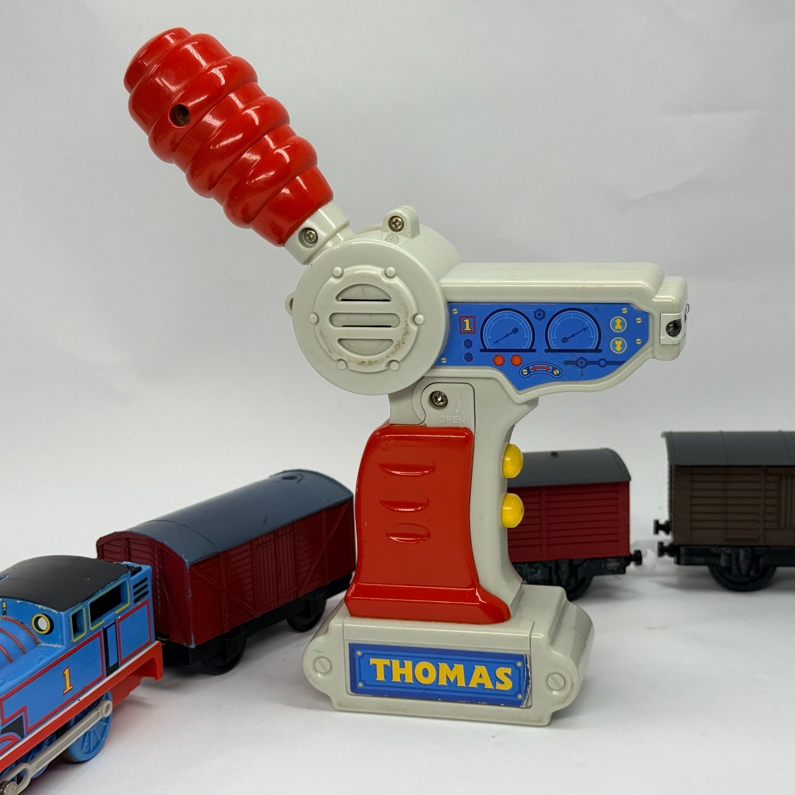 Thomas & Friends TrackMaster Flip Face Thomas Train Remote Control + Vented Box