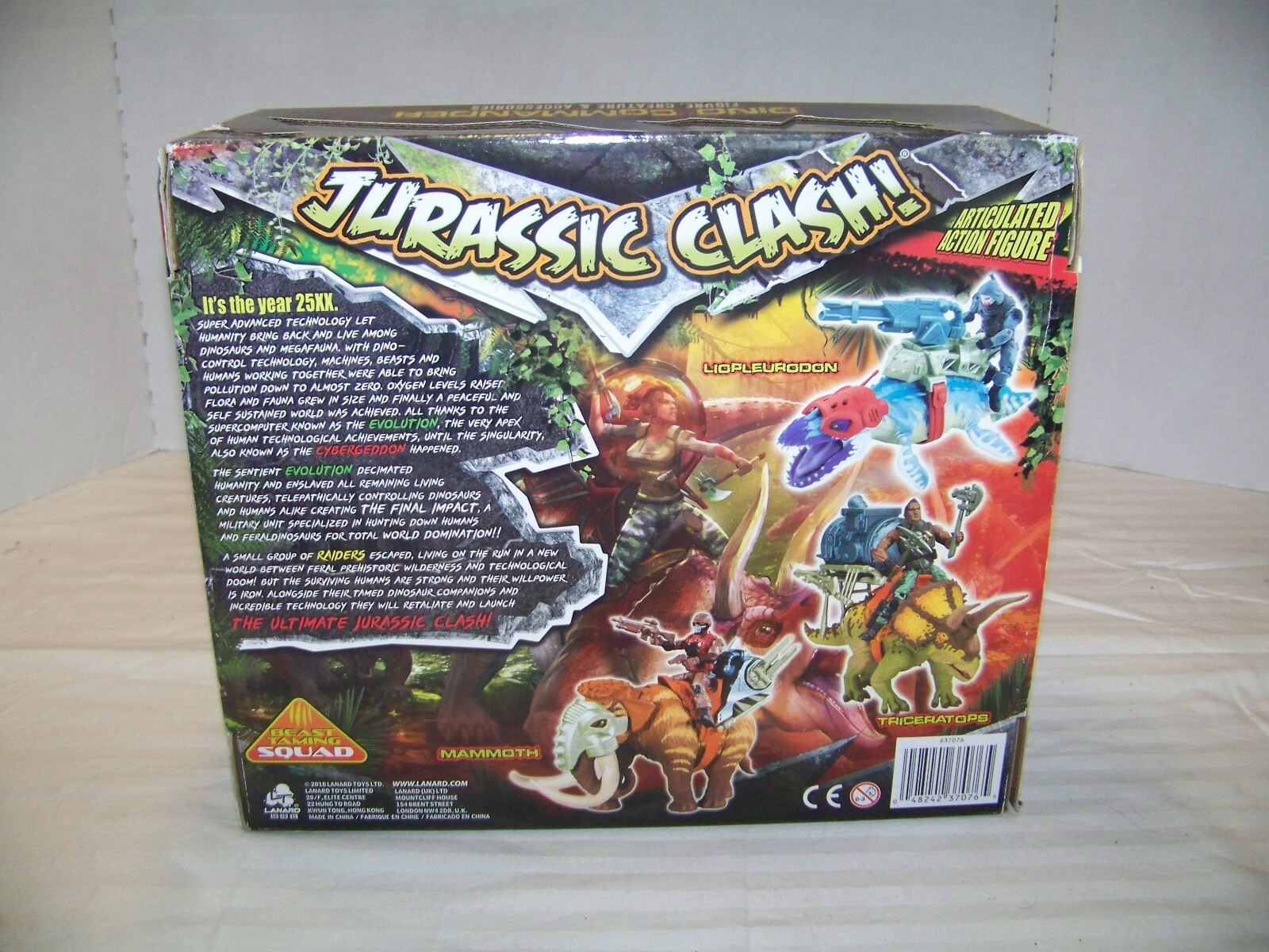 LANARD BEAST TAMING SQUAD JURASSIC CLASH LIOPLEURODON DINO COMMANDER. NEW HTF