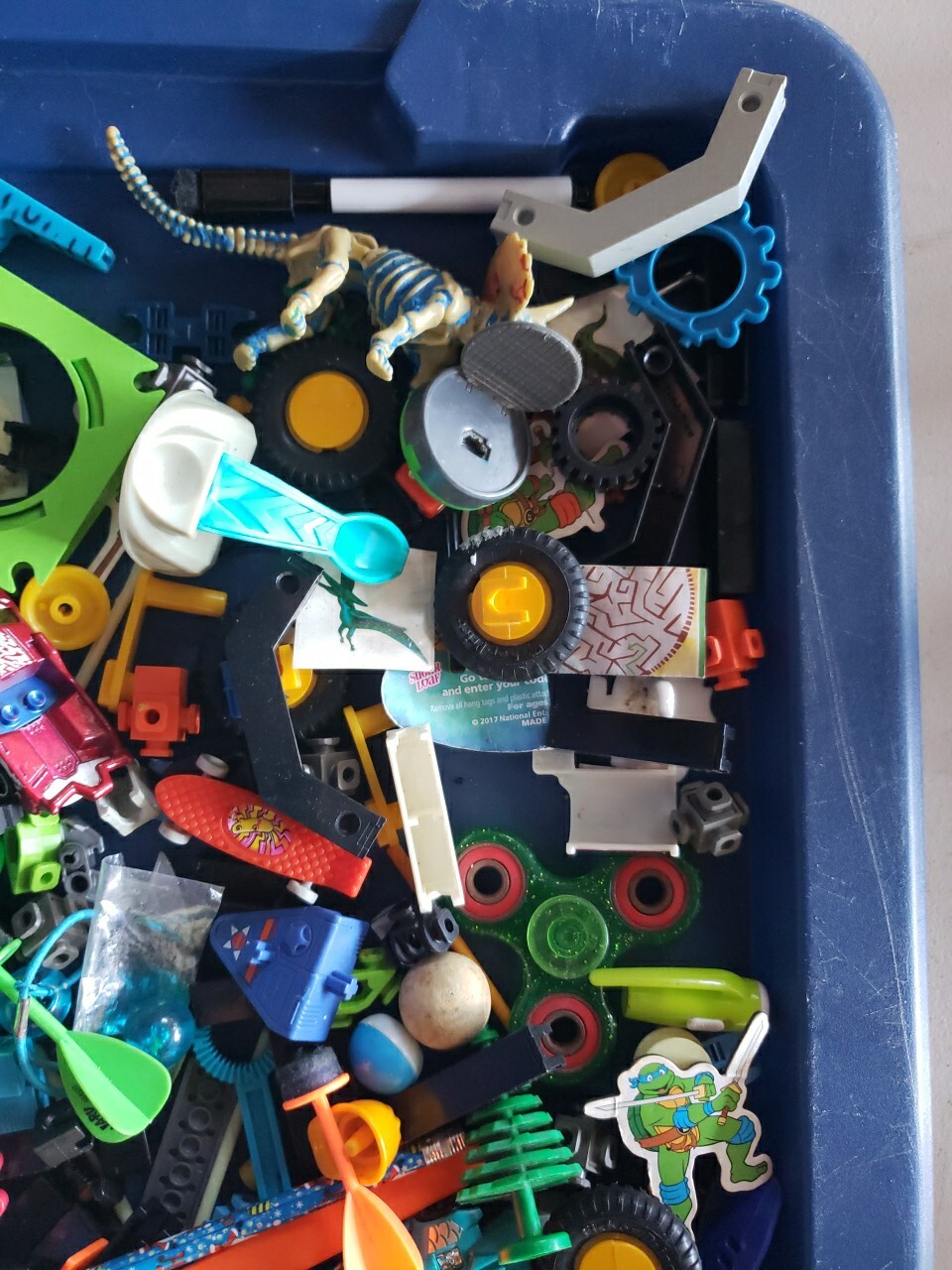 Random Mixed Toy Small Pieces Unknown 100 Plus