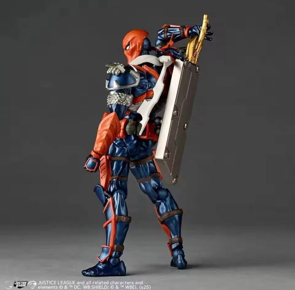 Revoltech Amazing Yamaguchi Deathstroke Slade Joseph Wilson 6&Prime; Action Figure