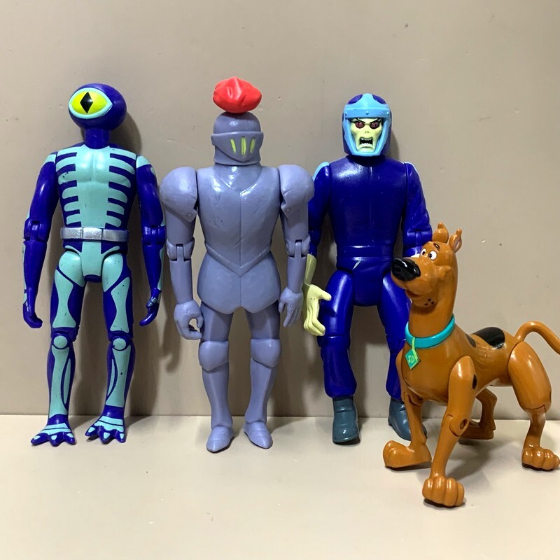 4PCS 5 » Scooby Doo Monster Black Knight Skeleton Phantom Racer Villains Figures