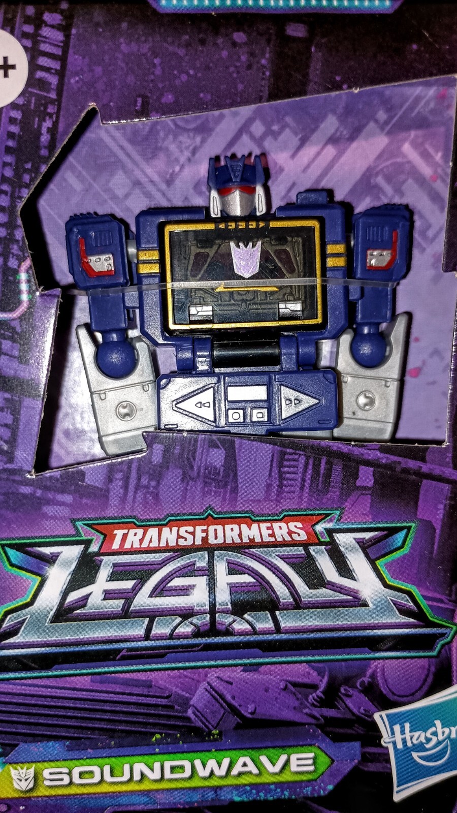 4 – TRANSFORMERS CORE CLASS LEGACY OPTIMUS PRIME/SHOCKWAVE/SOUNDWAVE/BOMB-BURST