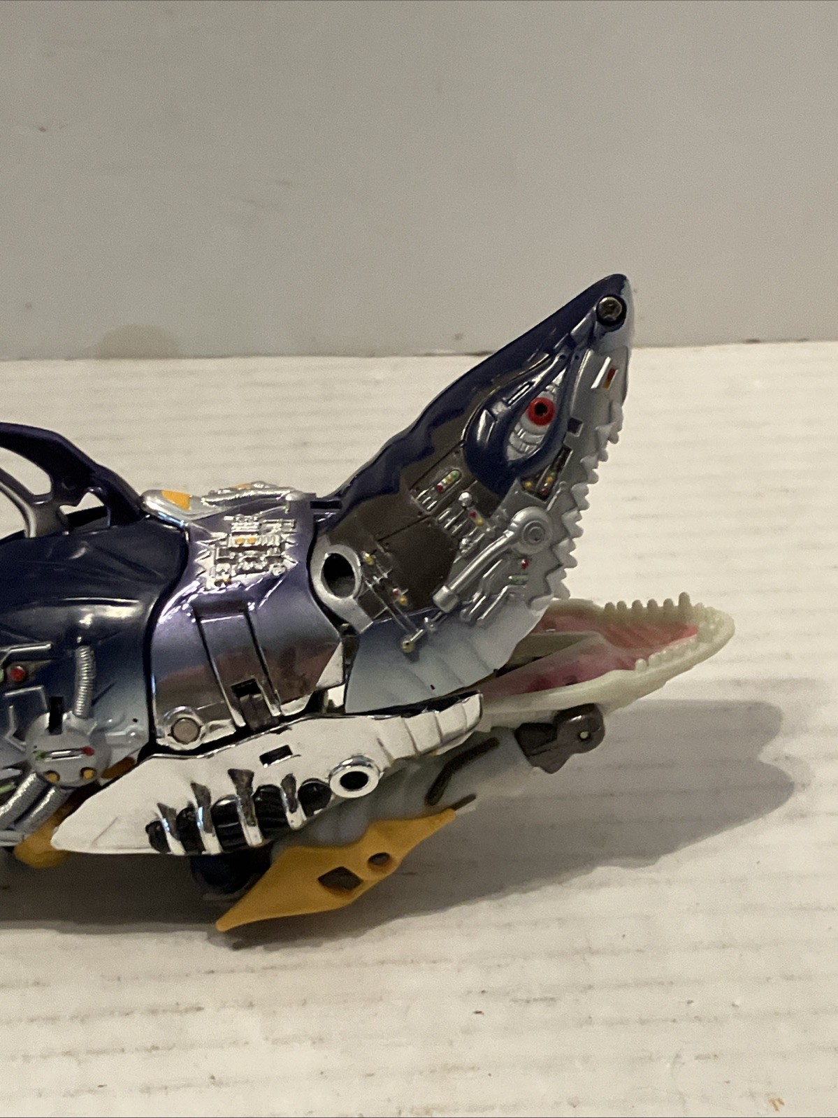 2001 Transformers Robot in Disguise SKY-BYTE Predacon Shark Hasbro Vintage Parts