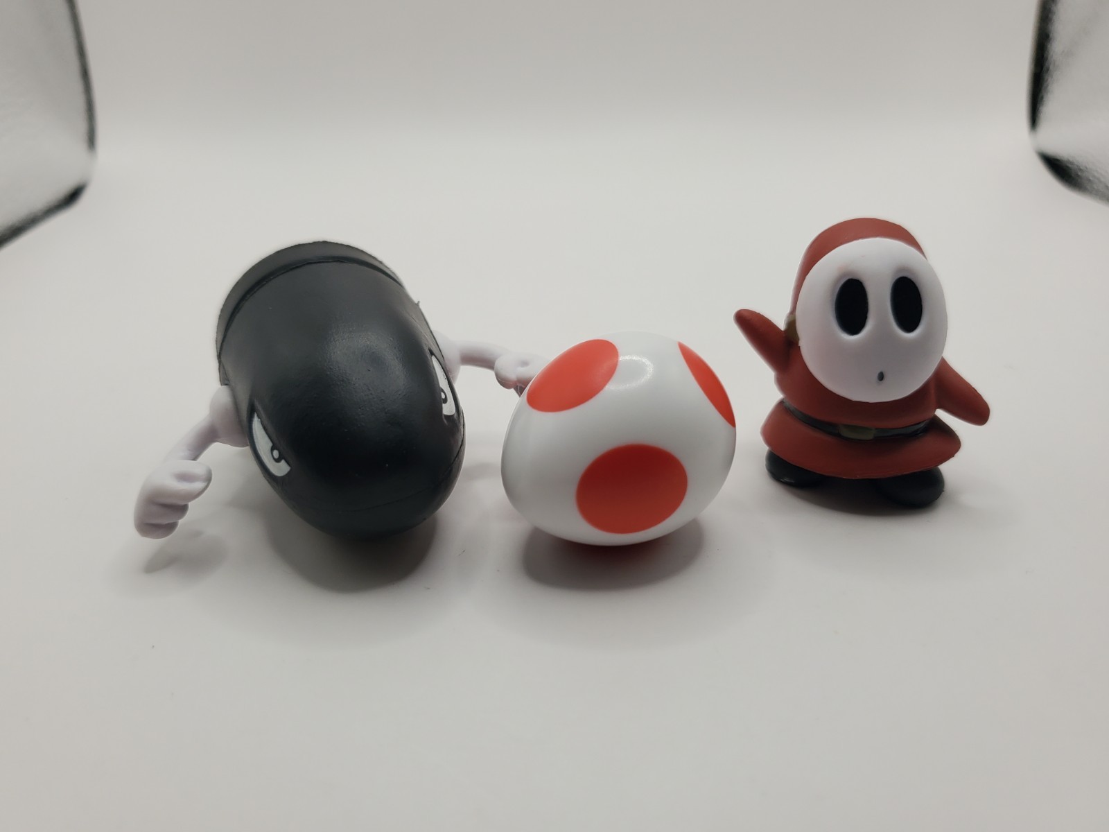 Super Mario BULLET BILL SHY GUY EGG Figures Jakks 2.5” World Of Nintendo Rare