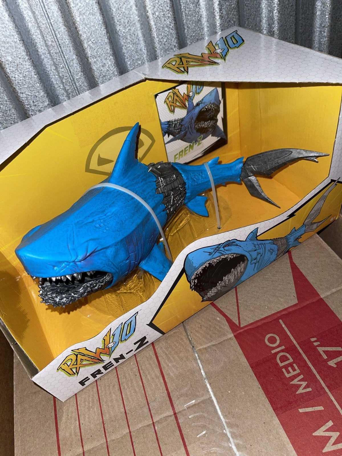 NEW RAW10 FREN-Z CYBER SHARK WALMART EXCLUSIVE MCFARLANE 12” FIGURE COLLECTIBLE