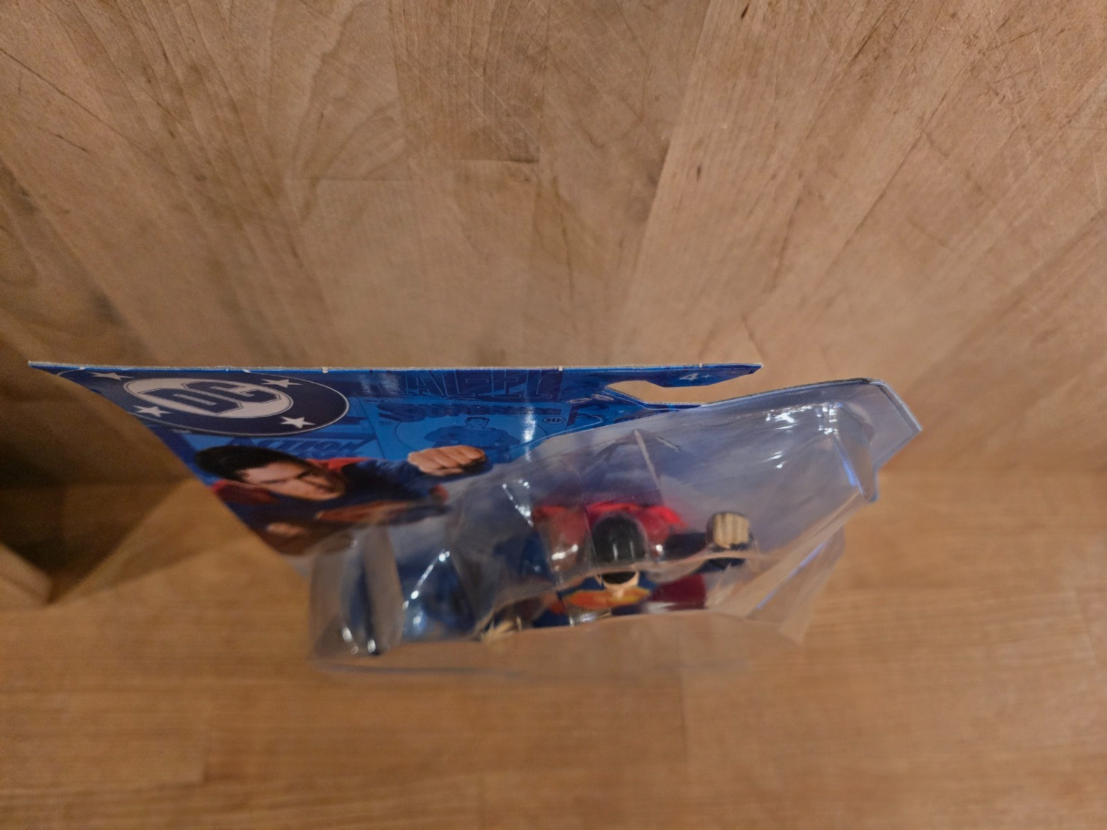DC Comics SUPERMAN, Superman 6-inch Action Figure, for Ages 4 and up