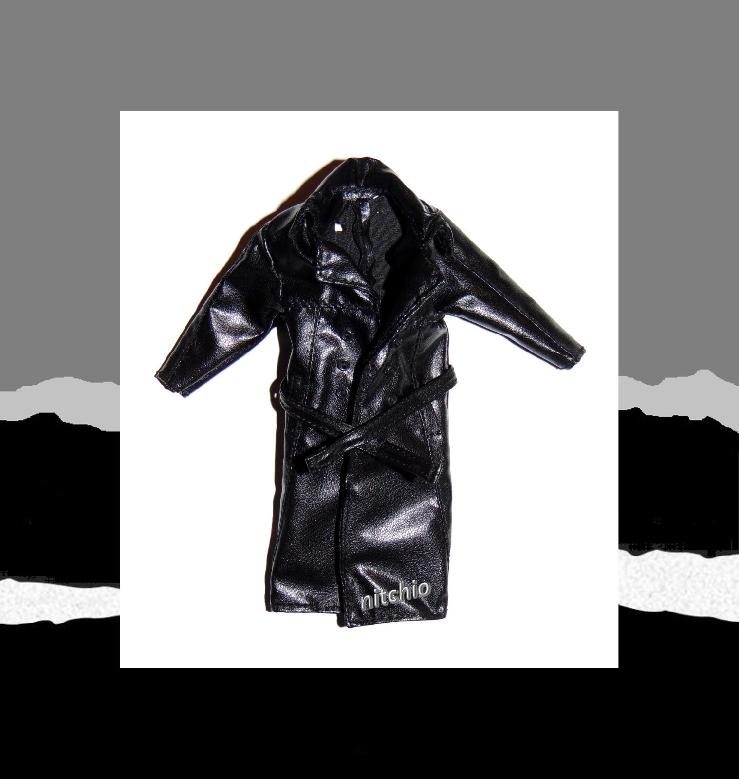 Mezco One:12 The Crow – WEATHERED TATTERED OVERCOAT 1/12 Scale Soft Goods