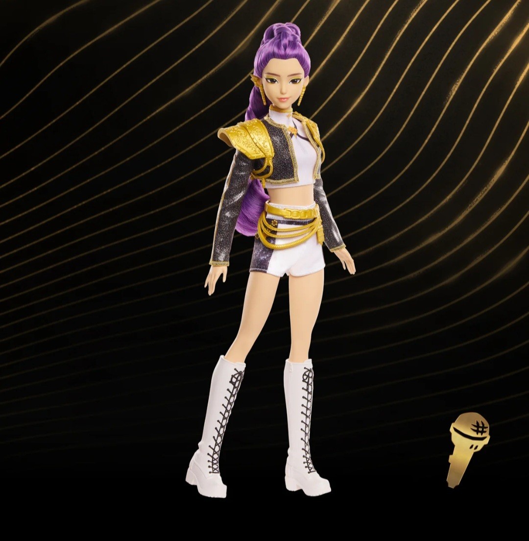 KPop Demon Hunters HUNTR/X Rumi, Zoey and Mira « Golden » Singing Dolls – New