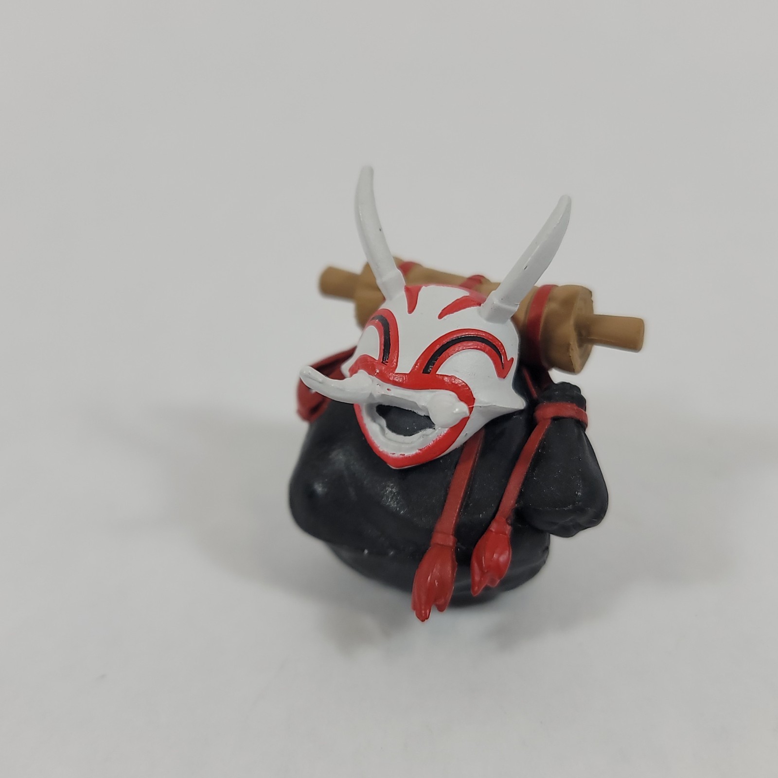 LN Fortnite White Fang Back Bling fits 4&Prime; Solo Figure