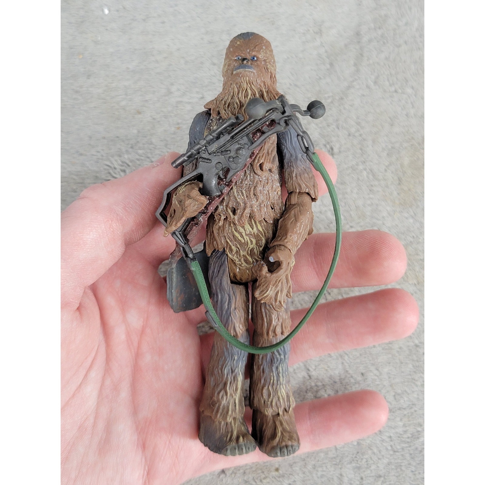Hasbro Star Wars Revenge of the Sith Chewbacca 4.75 in Action Figure 2004 C-001C