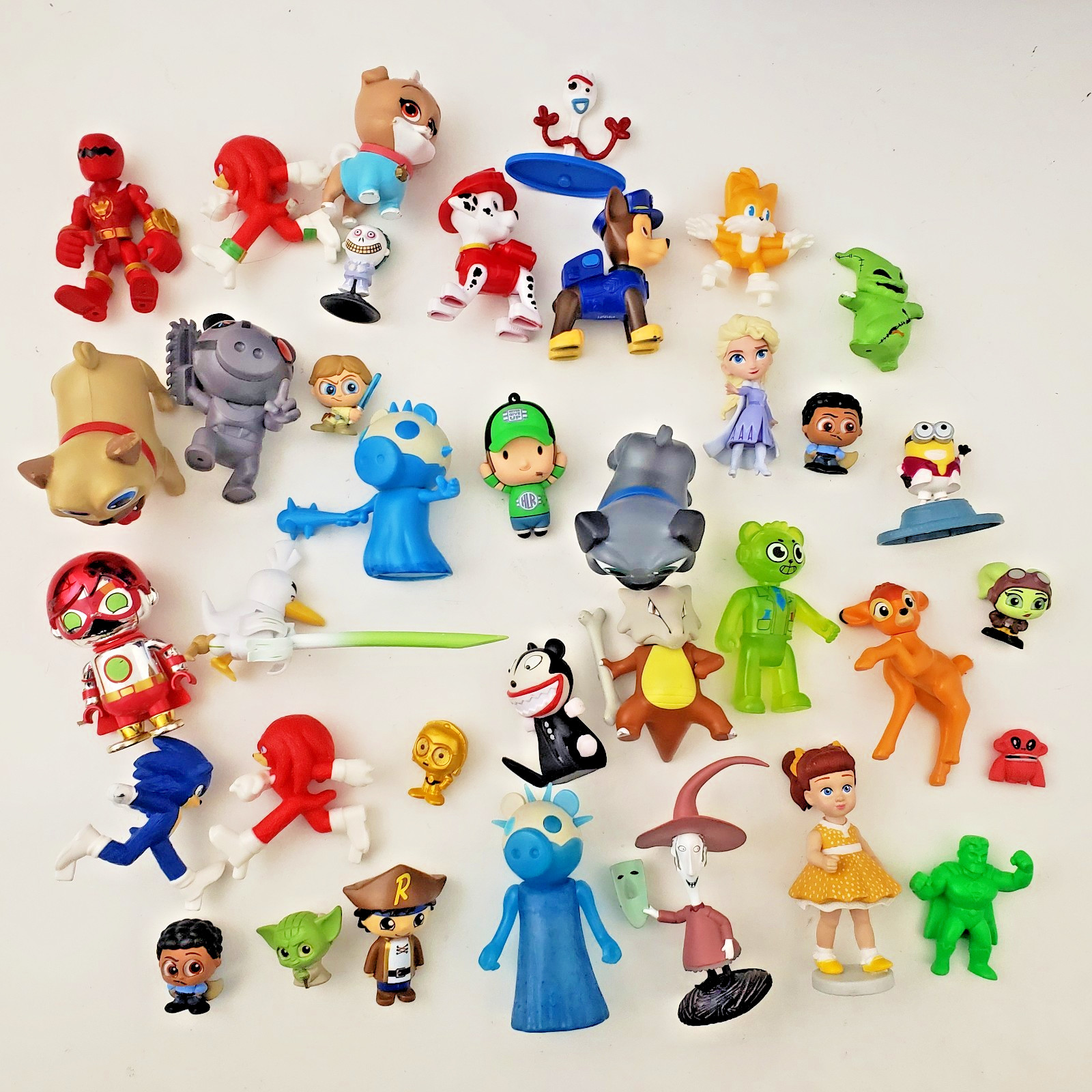35 pc lot of small 1-3&Prime; Mini Figurines Disney Pixar & More Figures key chain