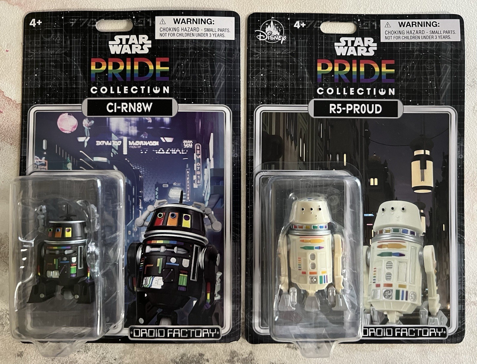 STAR WARS Disney Parks PRIDE C1-RN8W & R5 PR0UD Droid Factory 2 Figure Lot MOC