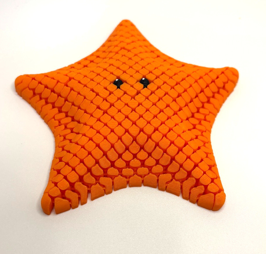 Cute 3D Printed Super Flexible Starfish “Betsie” – Poseable Desk Toy / Decor