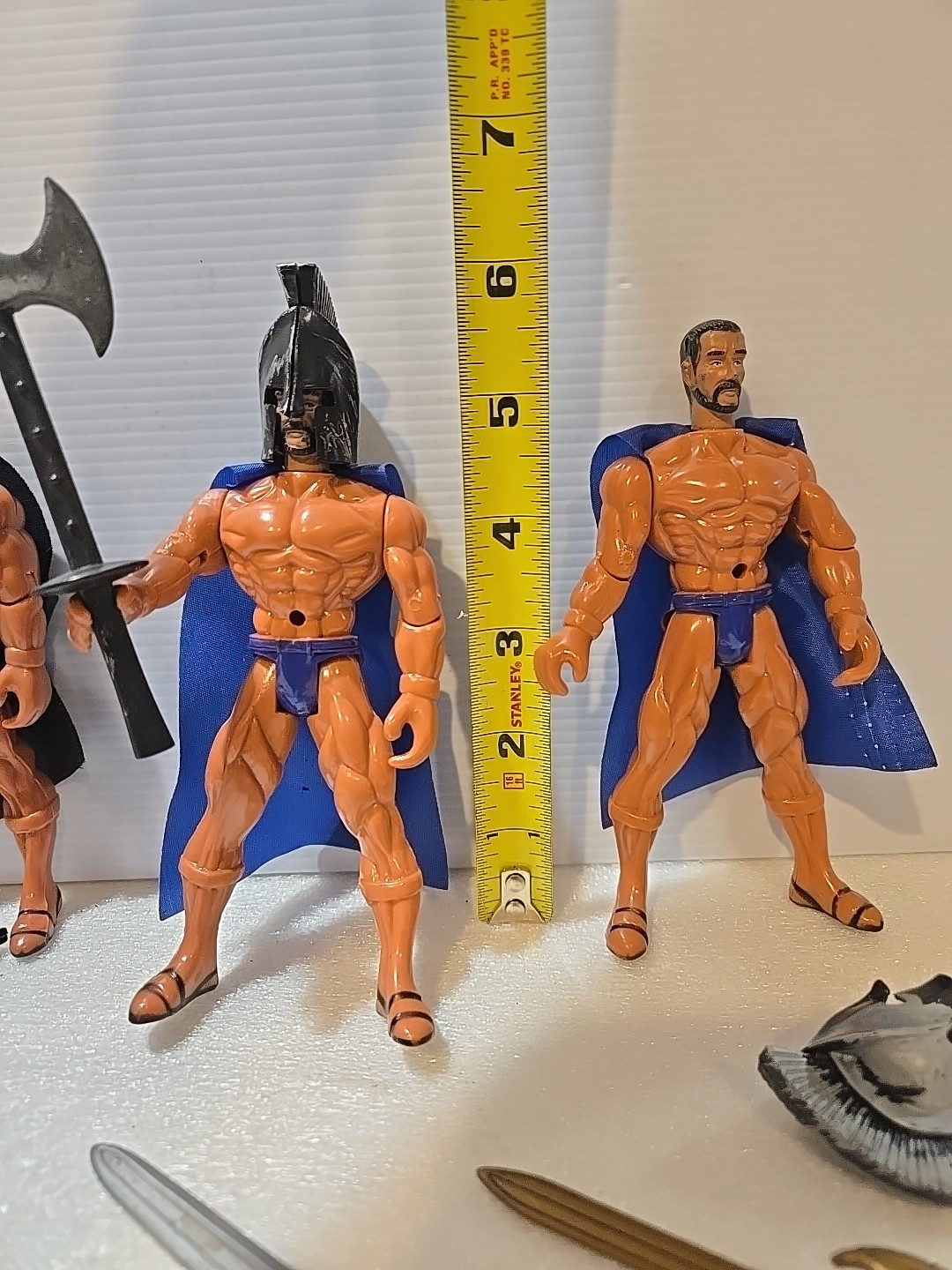 6 Gladiator Warrior Figures & Accessories