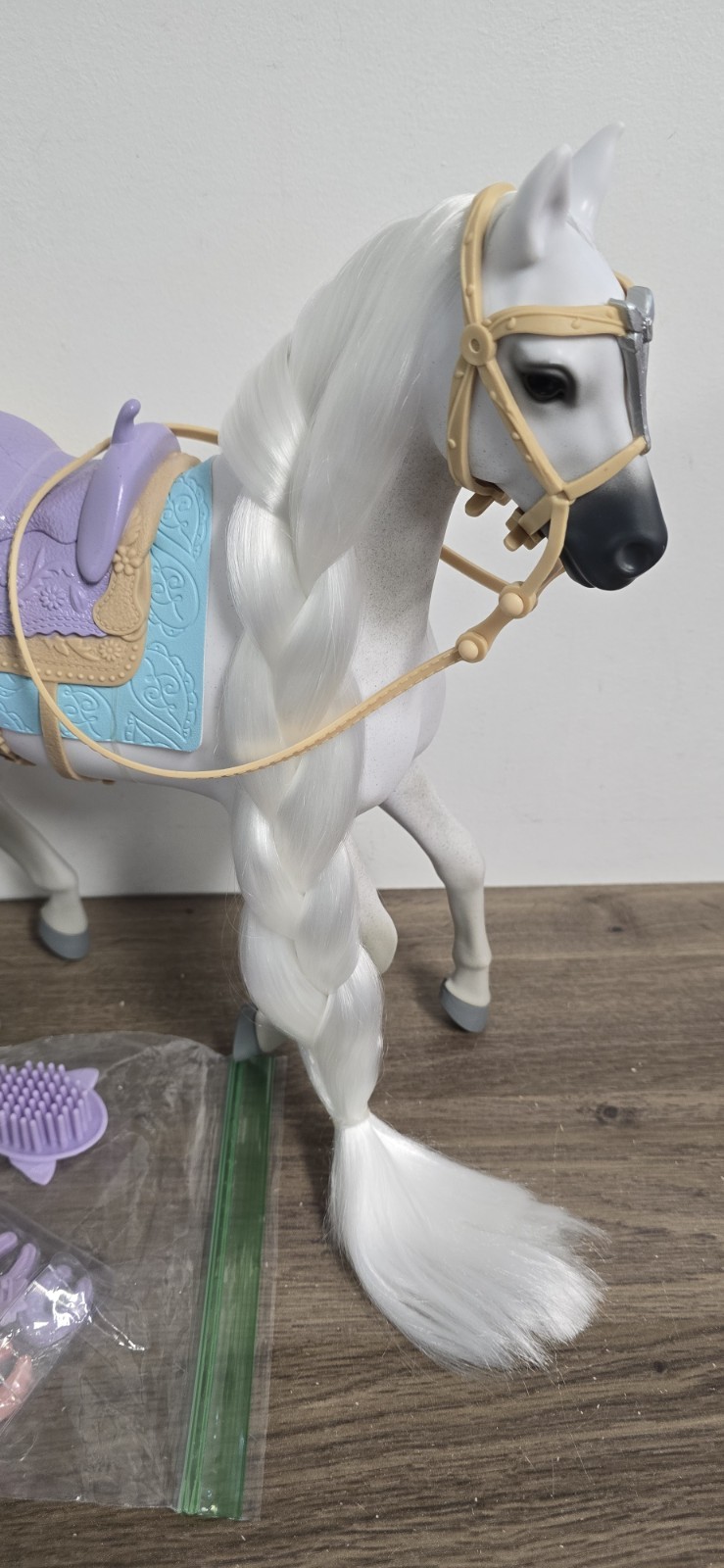 SADDLE STARS TOY HORSE SET, PIXIE Complete Barbie Size Soft Hair Rainbow High