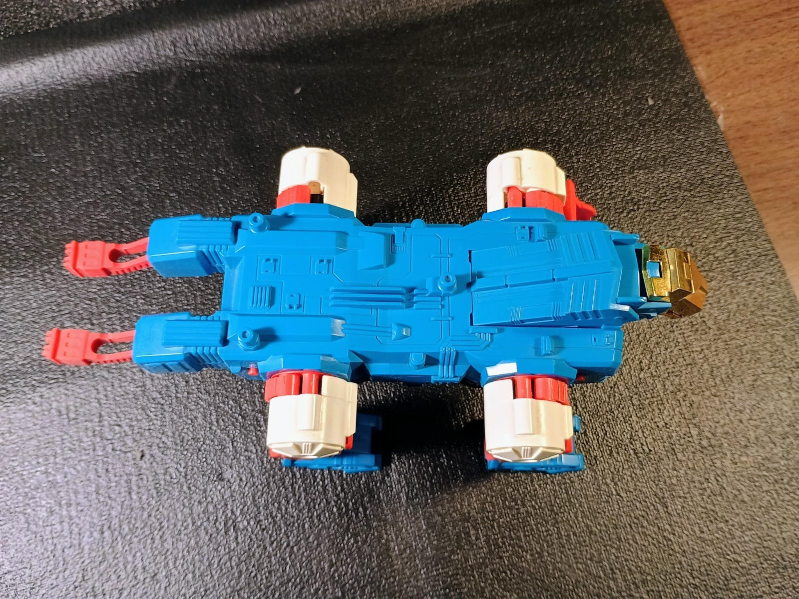 TRANSFORMER Generation one Sky Lynx USED! (SEE PICS & READ BELOW)