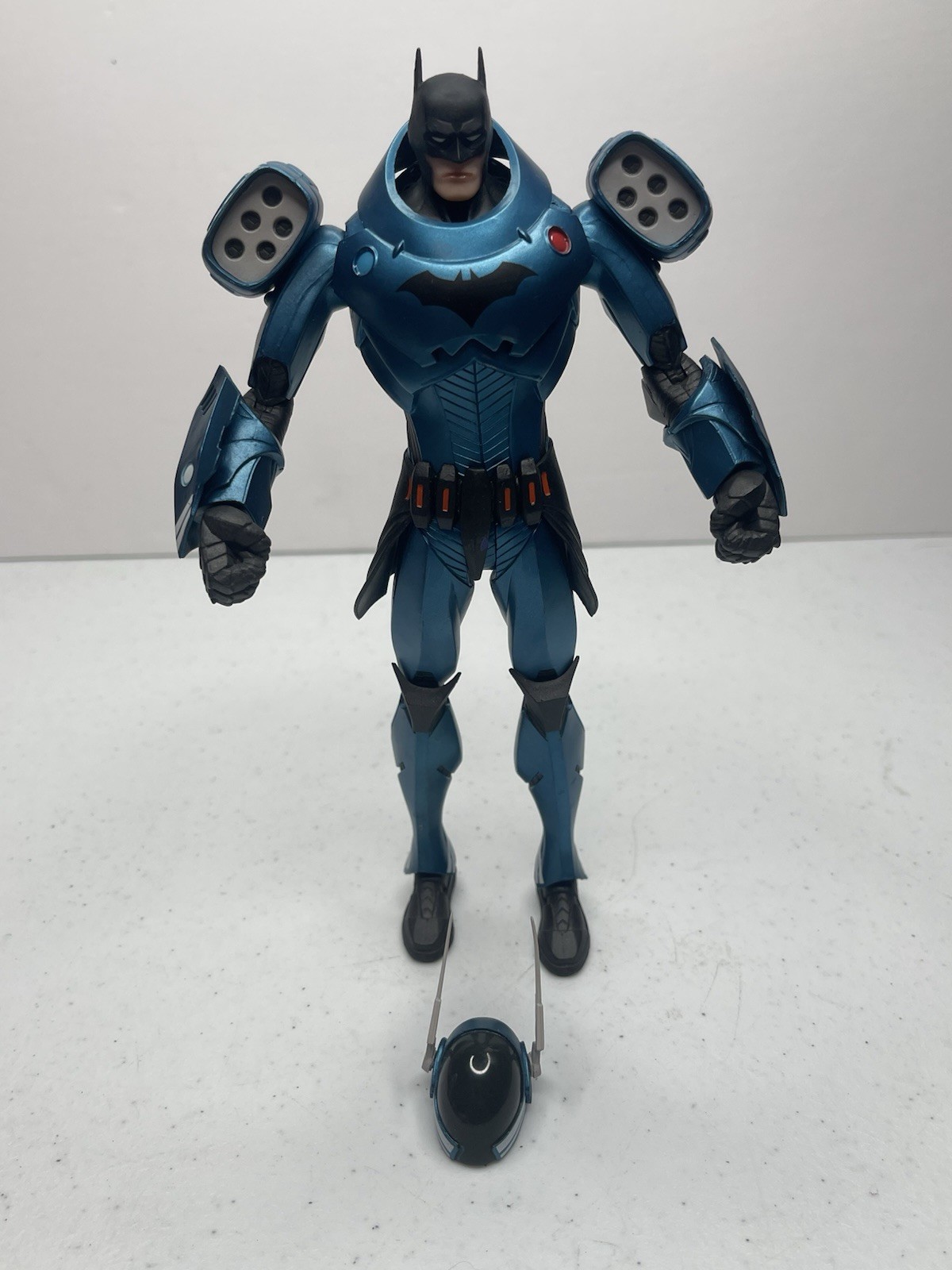 DC Collectibles Designer Series Greg Capullo #18 GCPD Batman Rookie Suit Only