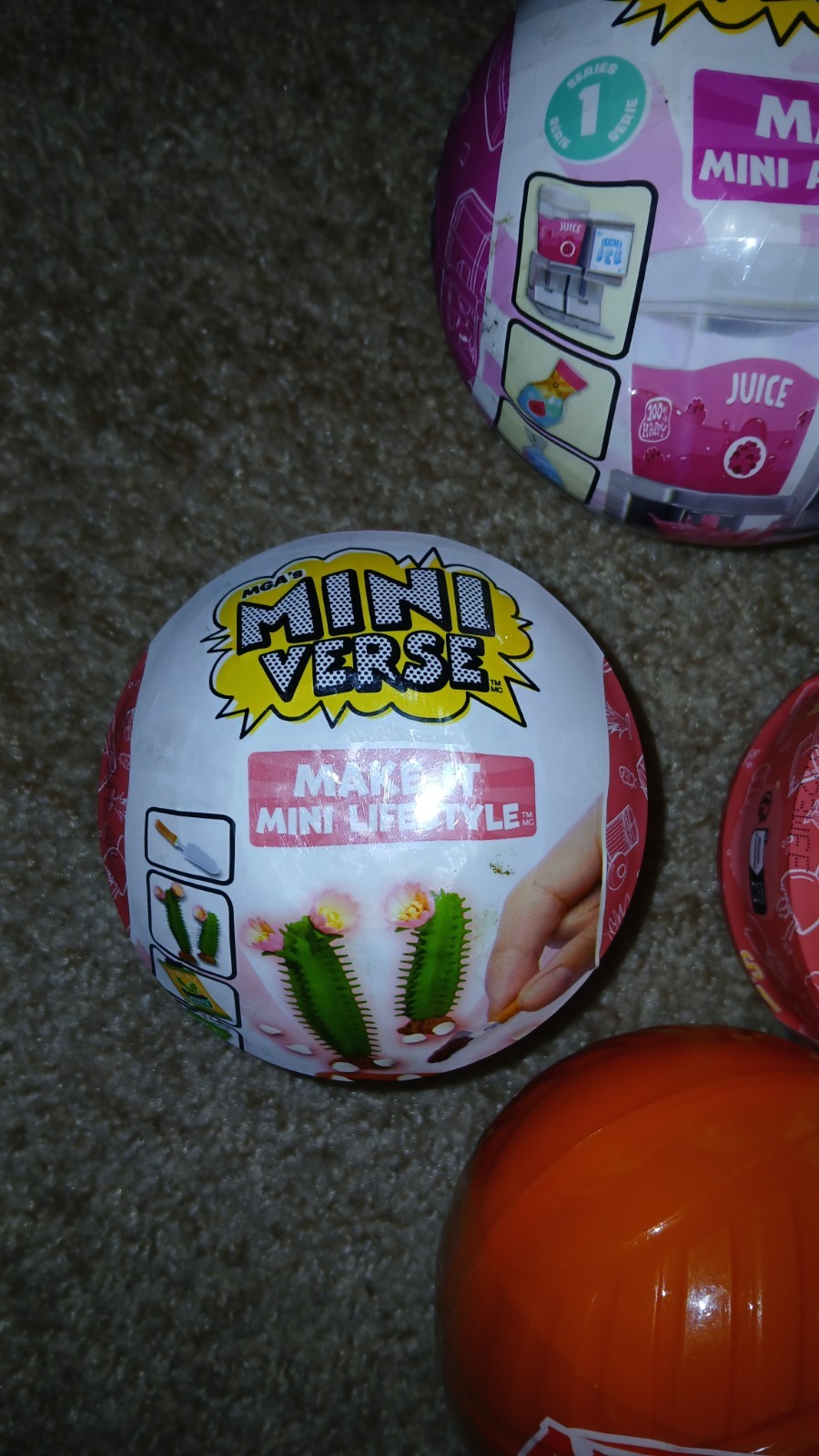 4-MGAS MINI VERSE ASSORTED LOT-MINI LIFESTYLE & APPLIANCE-AND GAME SURPRISE