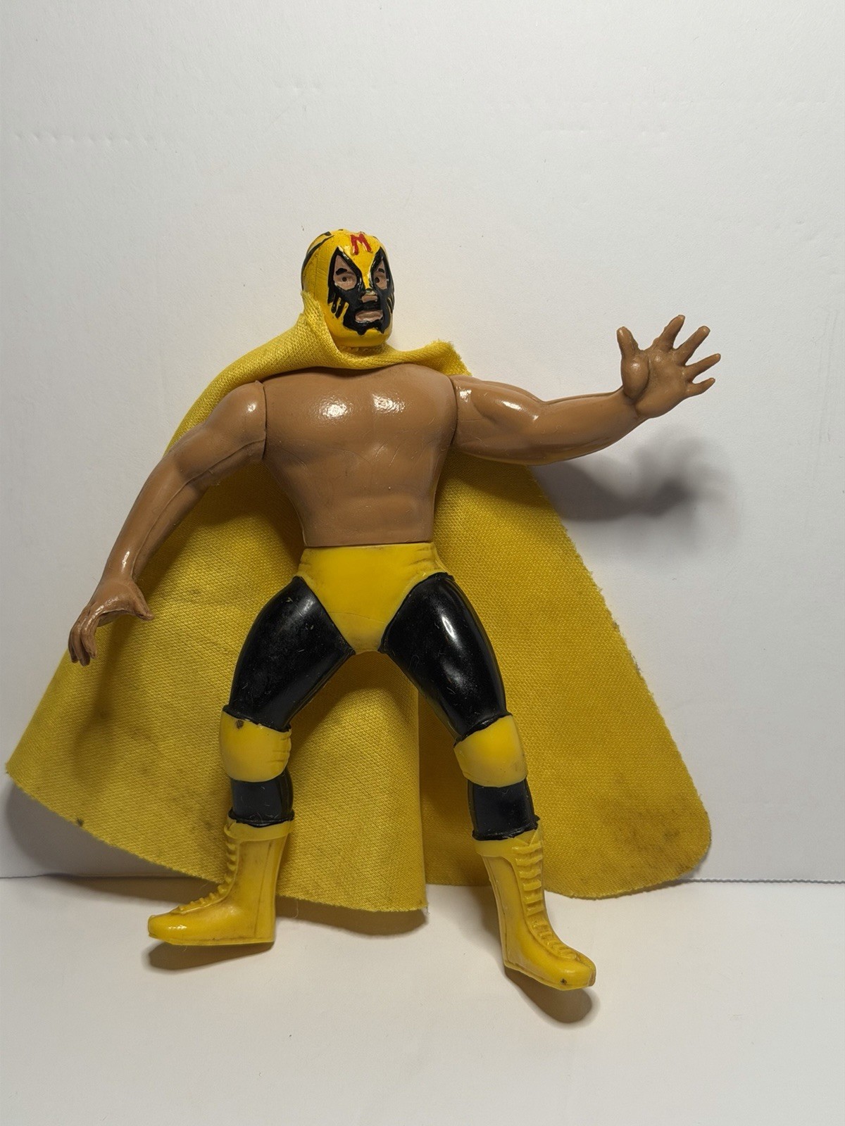 MIL MASCARAS Mexican Wrestling Figure RARE Lucha Libre AAA Worldwide