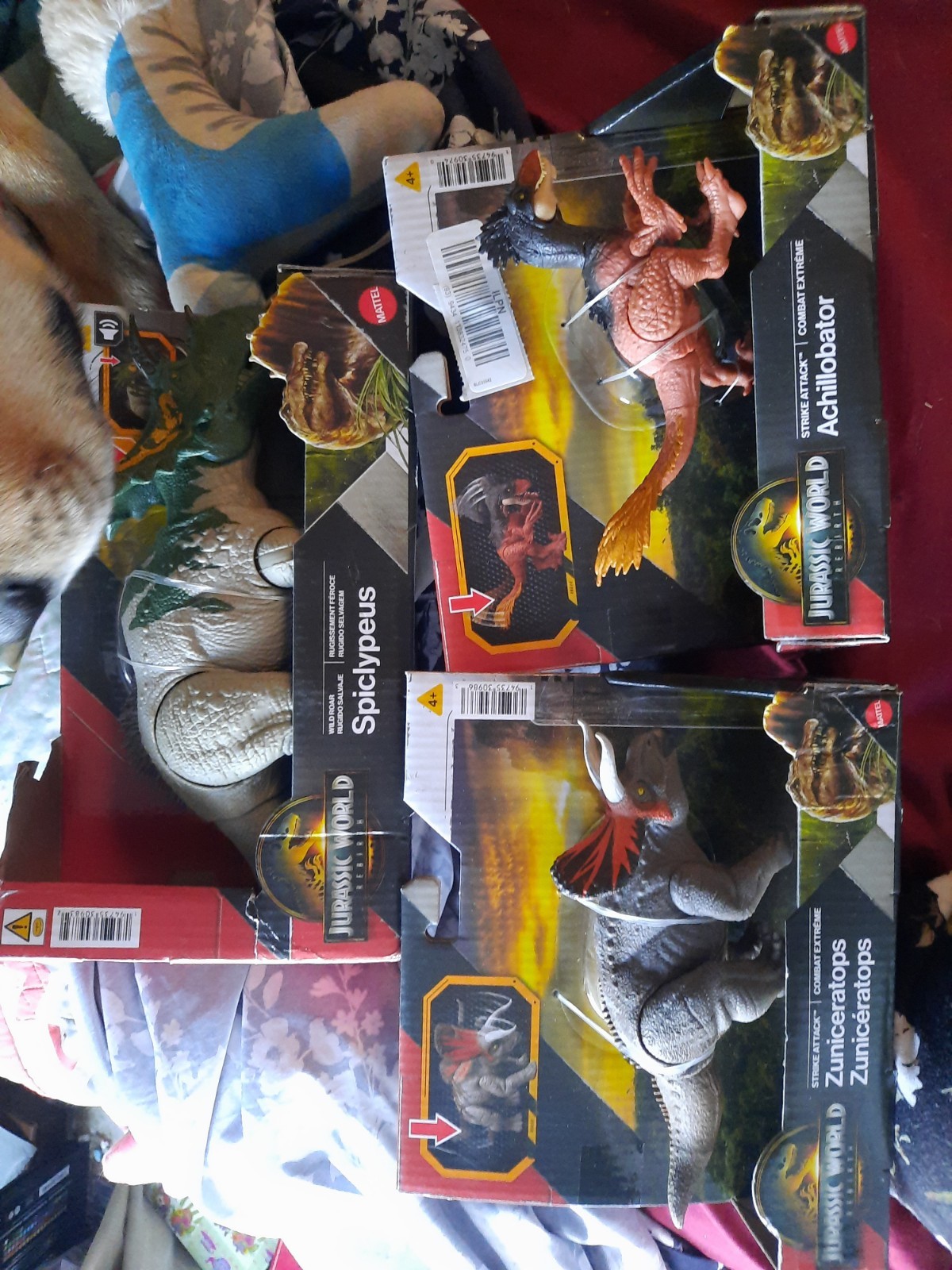 LOT of 3 Jurassic World Wild Roar Spiclypeus, Zuniceratops , Achillobator..New
