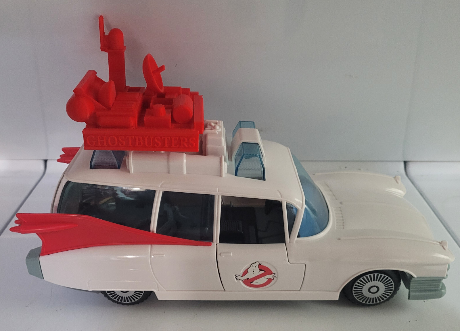 Ecto-1A Topper – Ghostbusters Ecto 1 – Custom Design – CharliesCustomToyShop