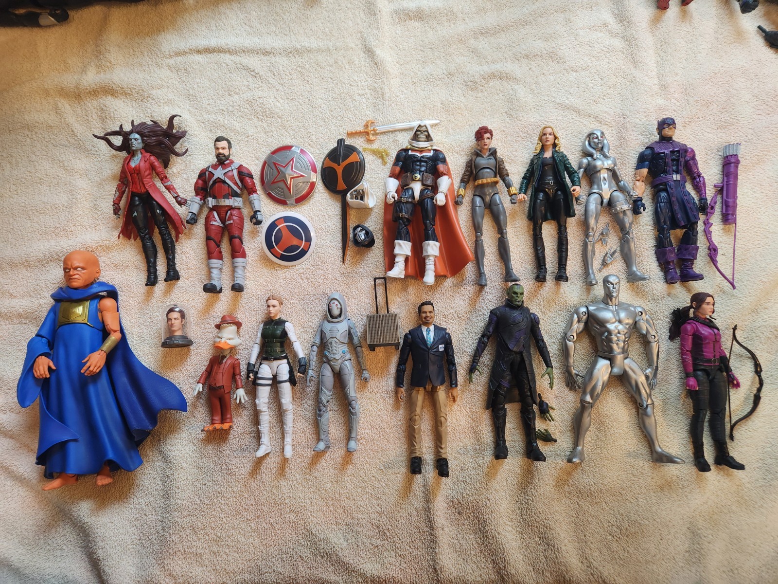 Lot of 15 Marvel Action Figures