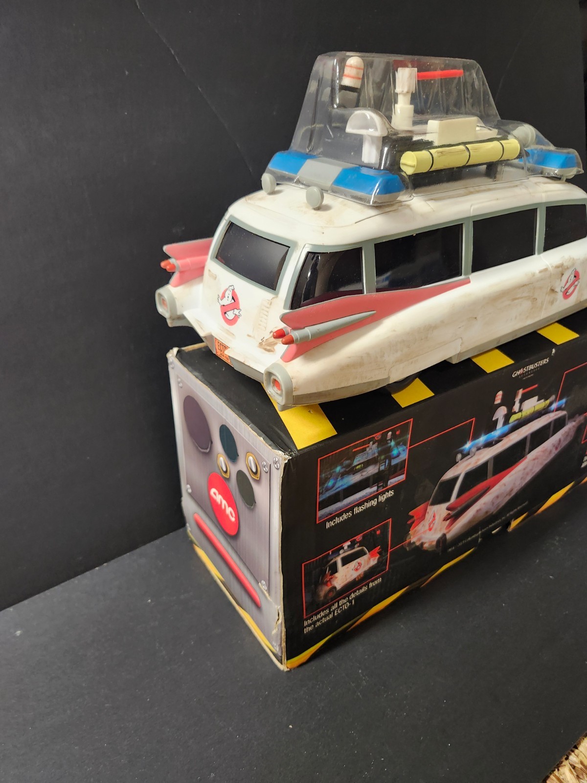Ecto-1 Popcorn Container GHOSTBUSTERS Movie Afterlife NEW Open Box