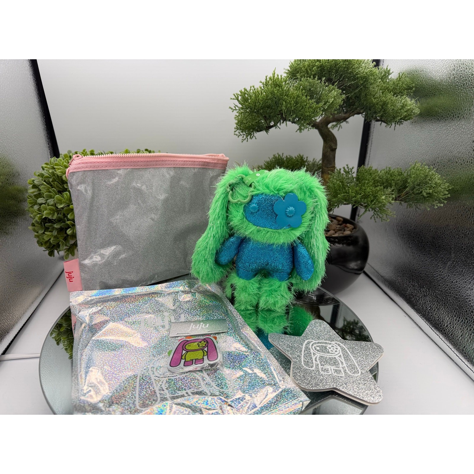 CJ Hendry Confirmed ELLIS Sparkle Juju bag charm Plush Pendant. SOLD OUT