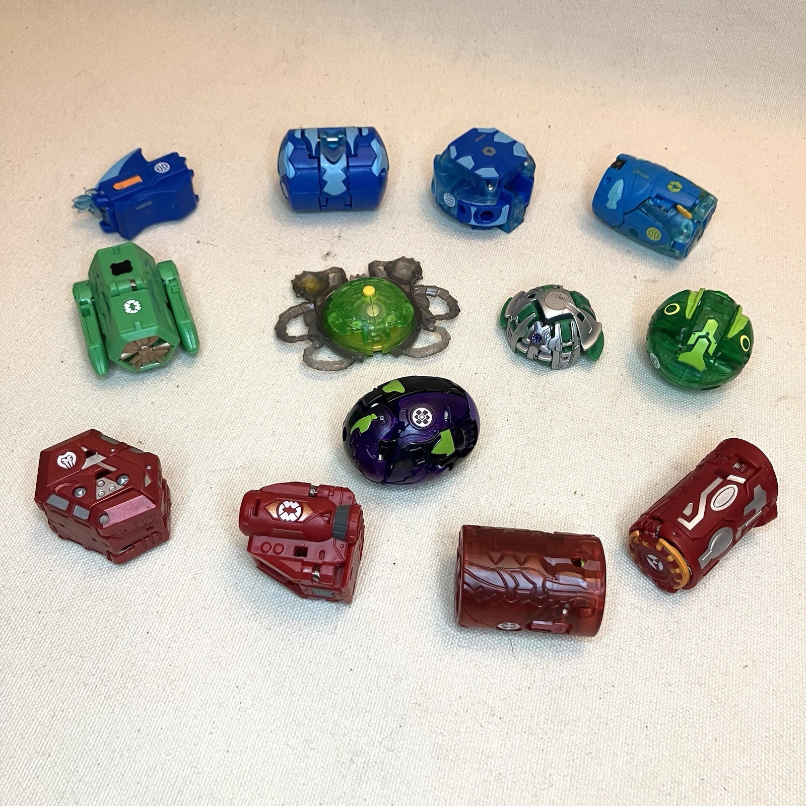 Bakugan Battle Brawlers Traps, battle gear & more mixed lot
