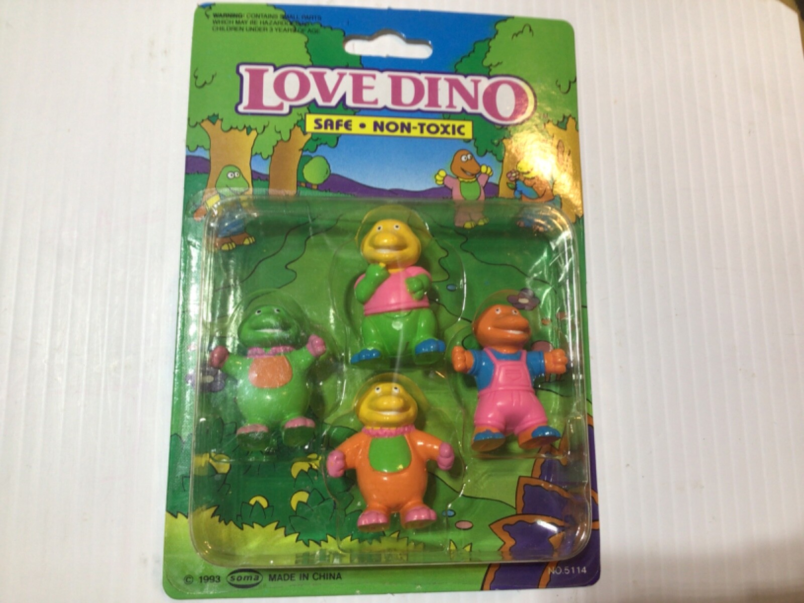 Love Dino Barney Dinosaur 1993 Soma factory case of 24 pcs