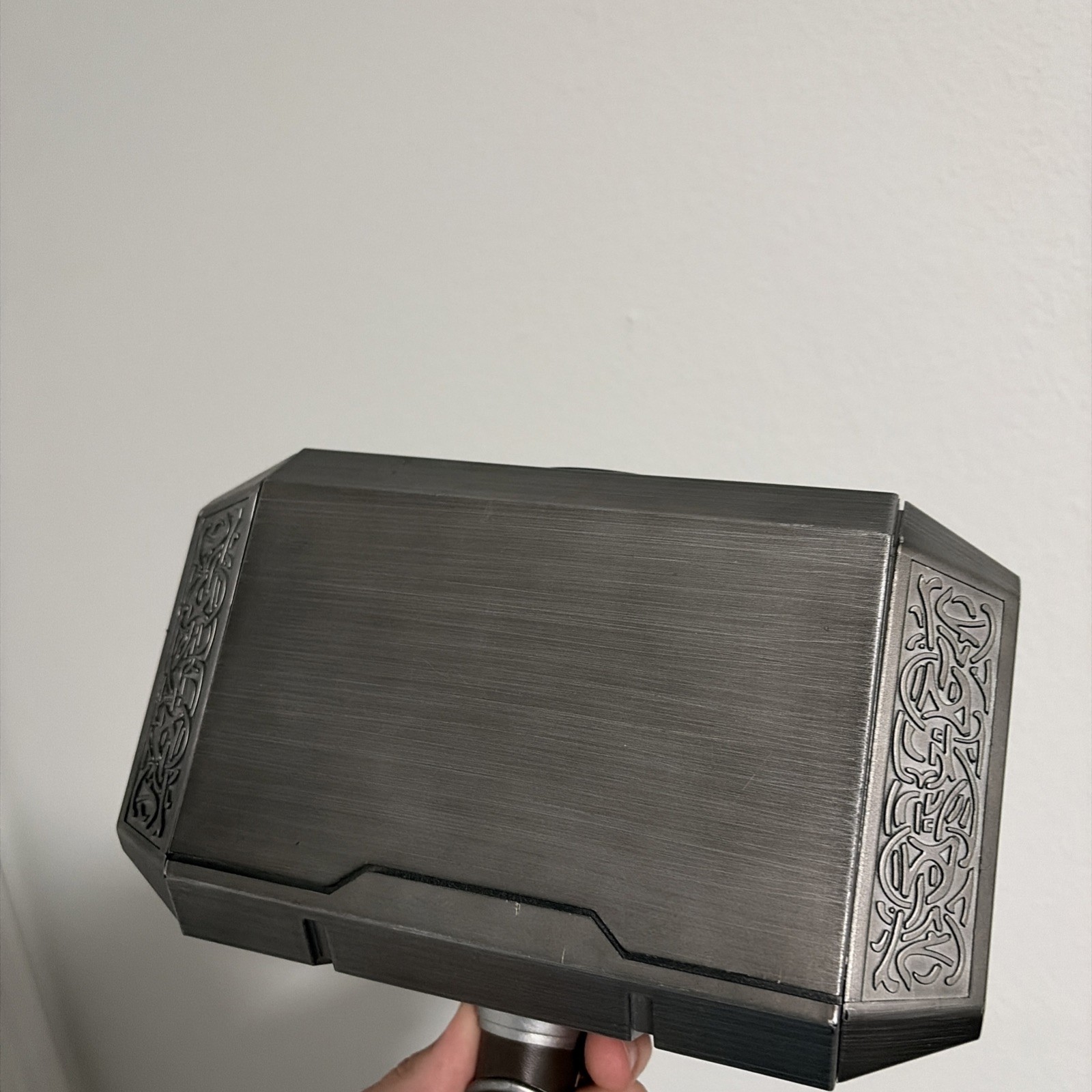 Mjolnir 2017 Electronic Hammer MARVEL LEGENDS Hasbro C-2954A