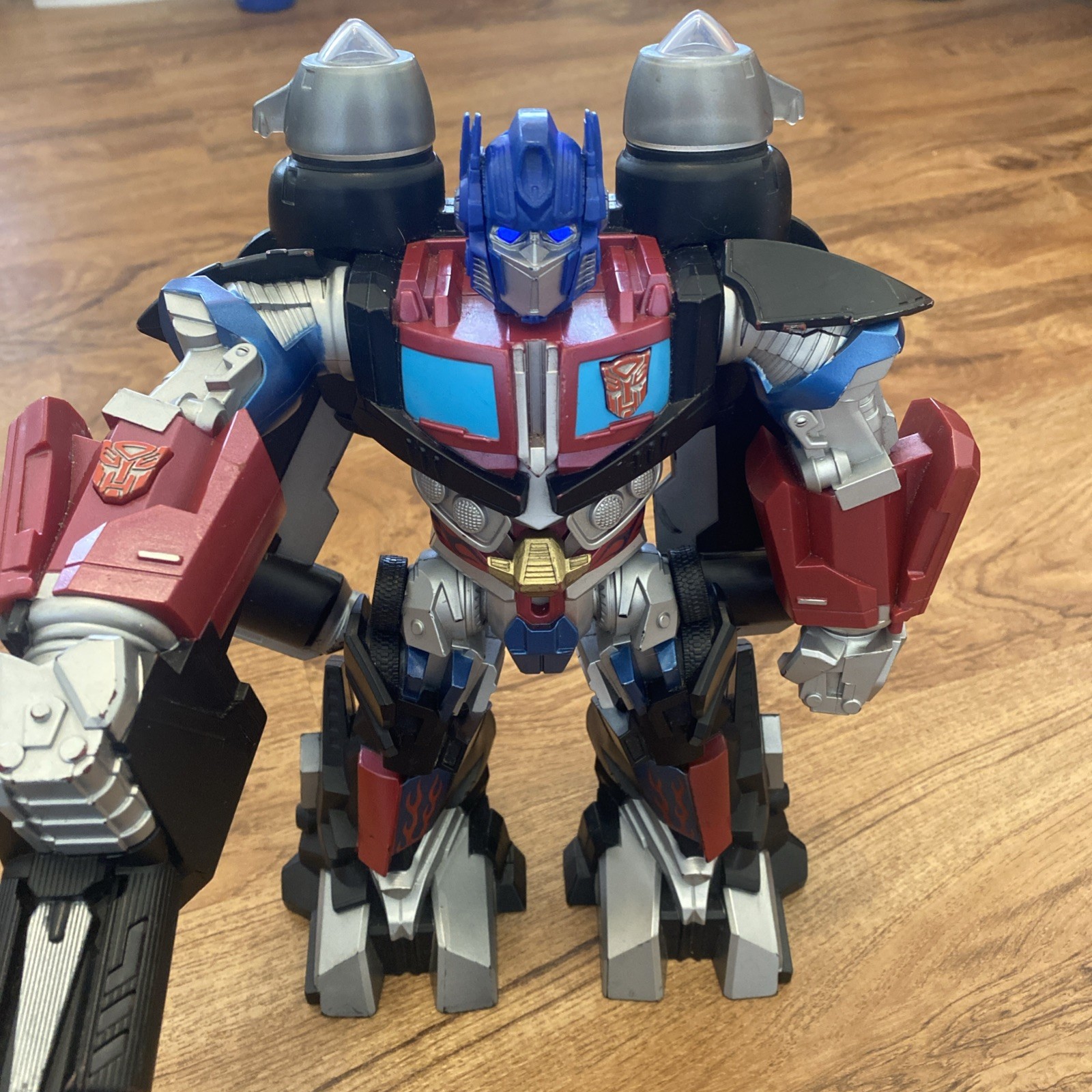 Optimus Prime Mega Power Bot Transformers Light-Up Talking Works 12&Prime; Fly 2008