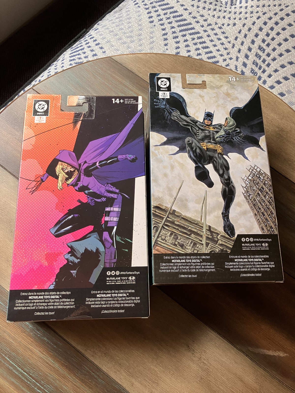 McFarlane DC Multiverse BATGIRL STEPHANIE BROWN & BATMAN NO MANS LAND 7&Prime; Figures