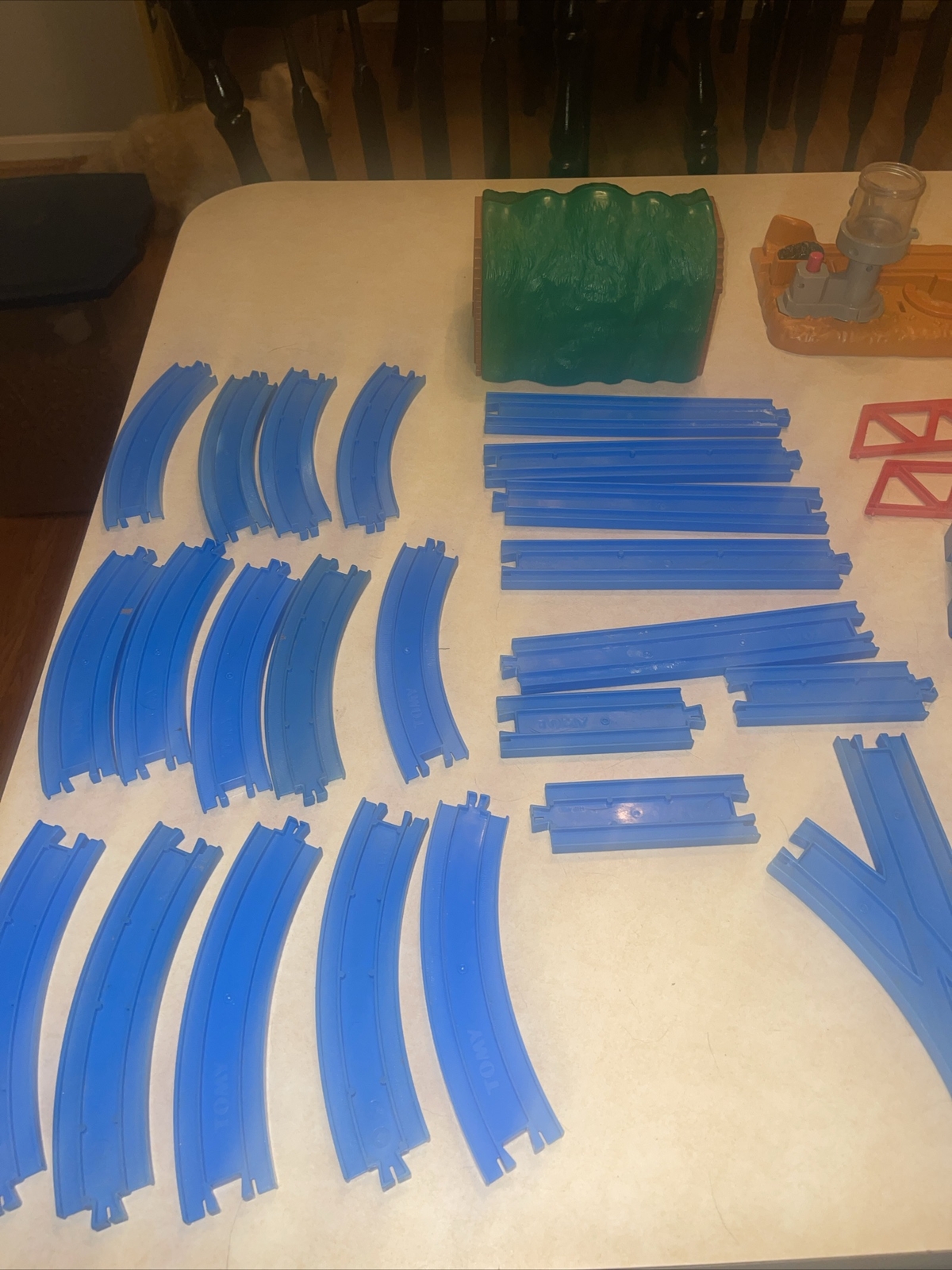 Thomas the Train ~ Thomas & Friends Water Tower Steam Set Incomplete