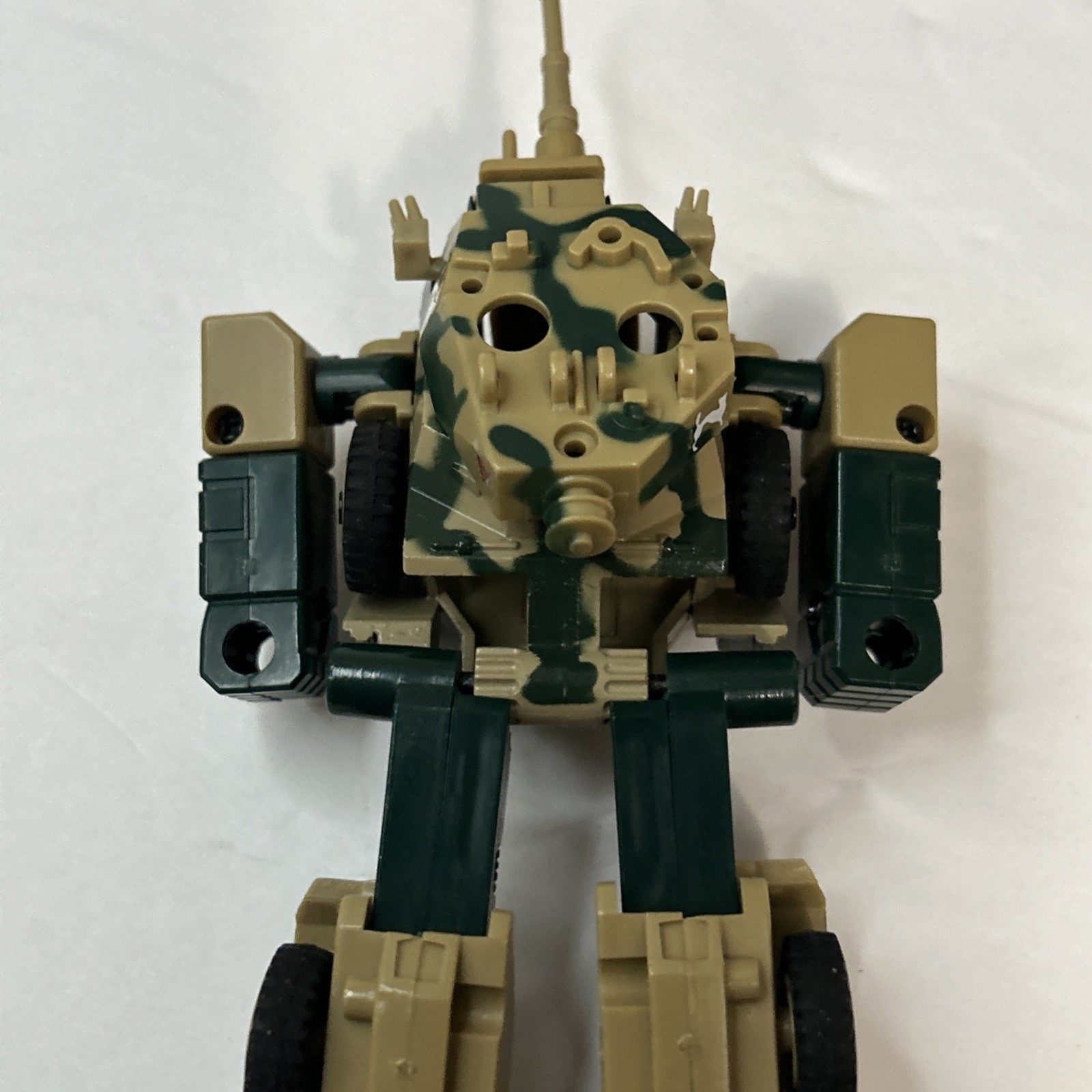 Super Go Bots Defendor Friendly Robot Tank Vintage 1984 Action Figure Tonka Box