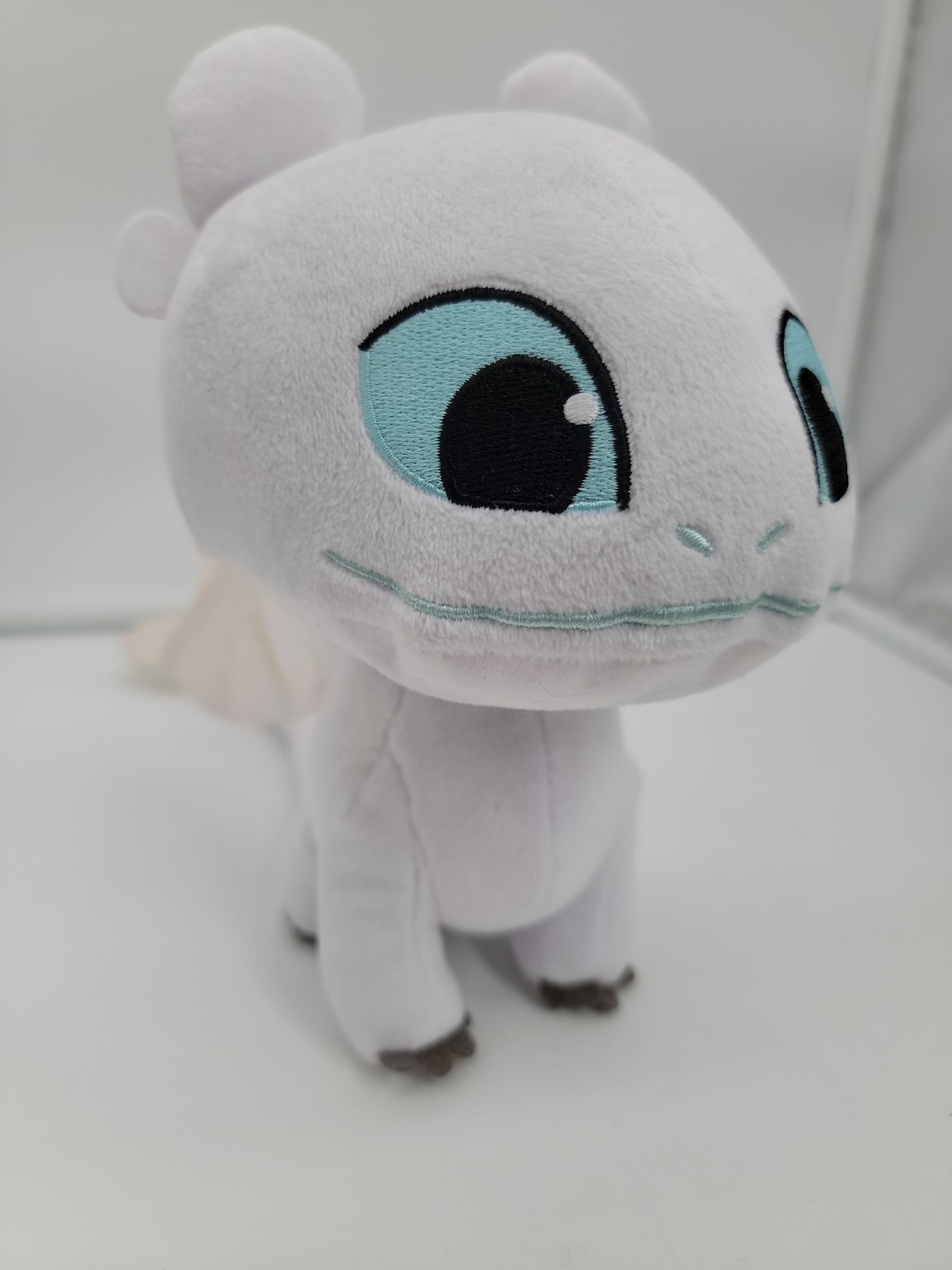 How to Train Your Dragon Hidden World Light Fury Plush 12&Prime; Long Shiny Wings Toy