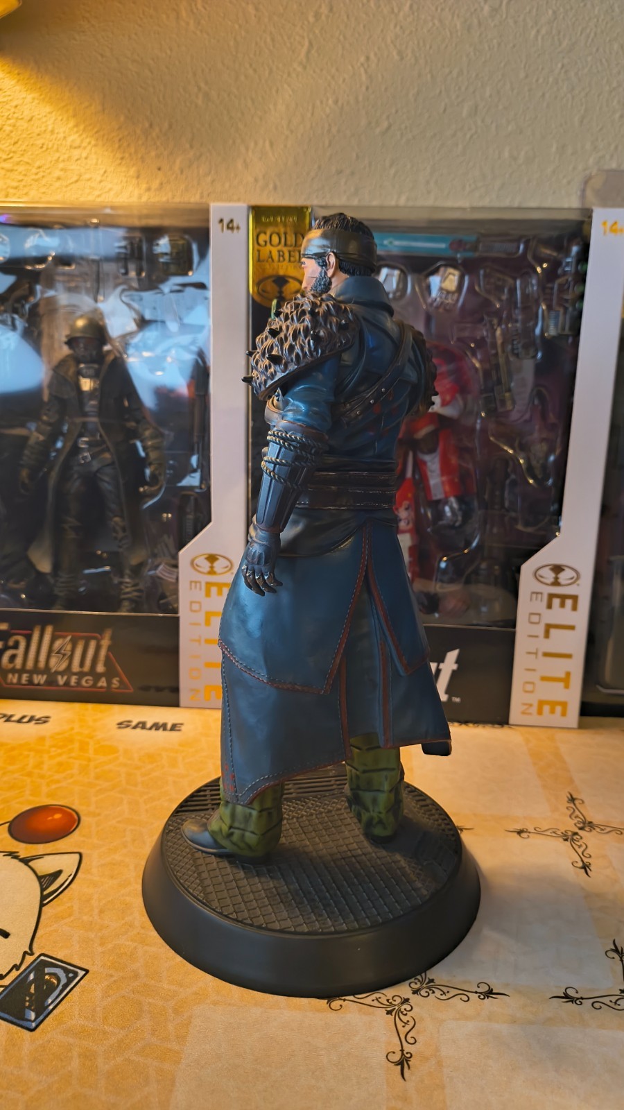 Destiny 2 The Drifter Statue 10 Inch Numskull Figure Gambit Host loose