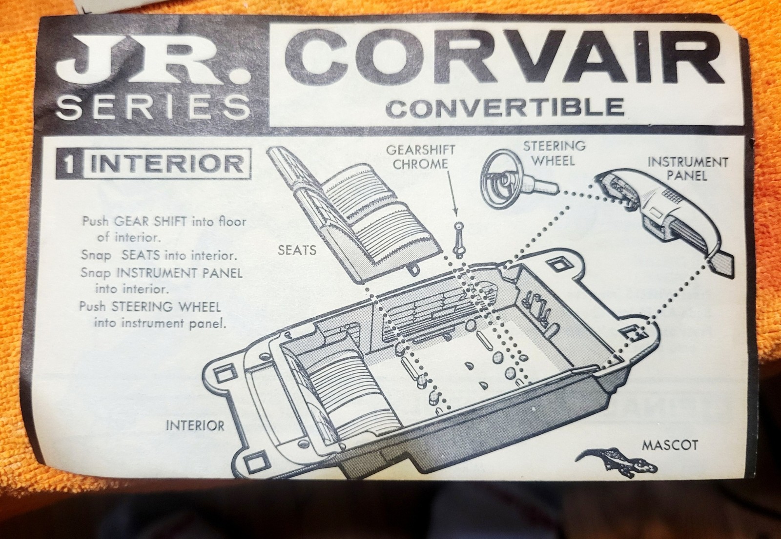 1963 Corvair Monza Convertible 1/25 Kit AMT Un-Assembled Red Craftsman Kit