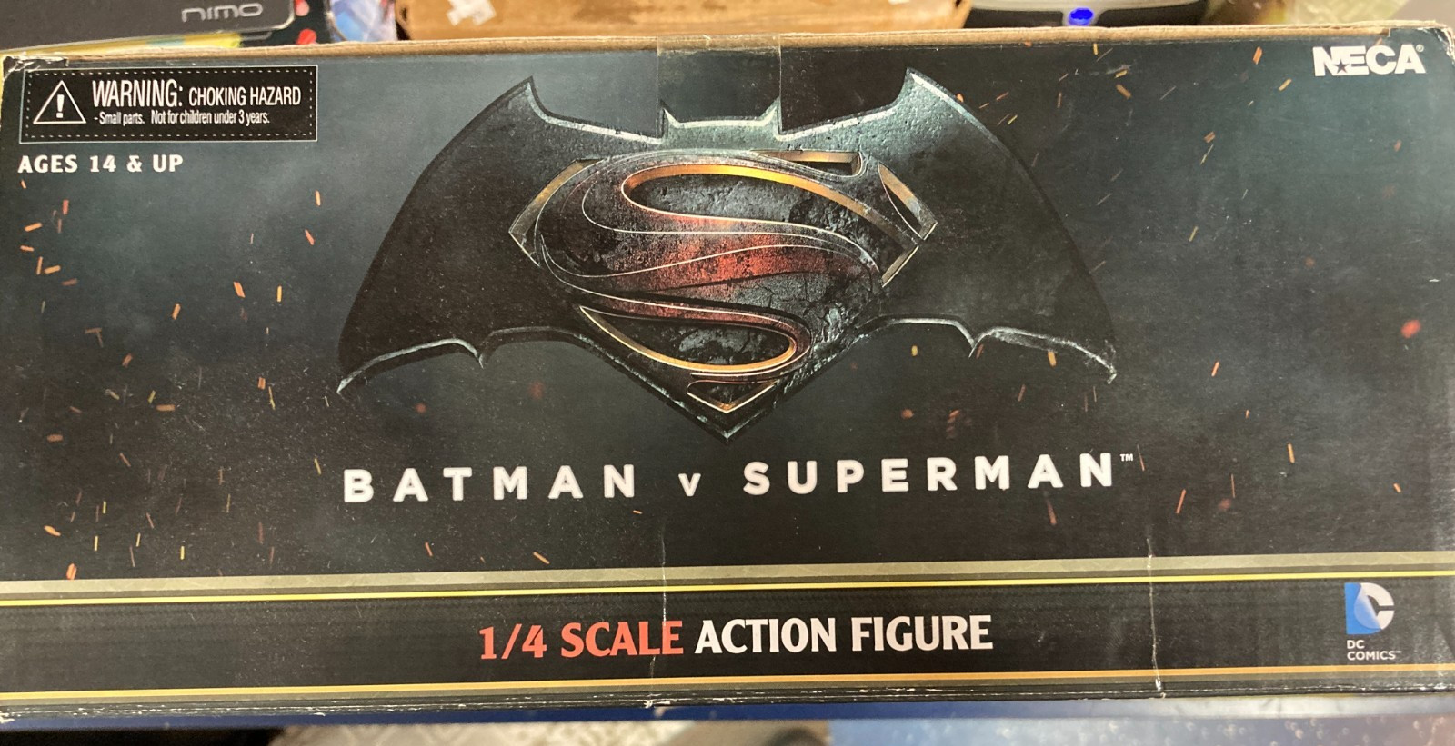 Neca Batman v Superman Batman Ben Affleck 1/4 Scale 18&Prime; Action Figure