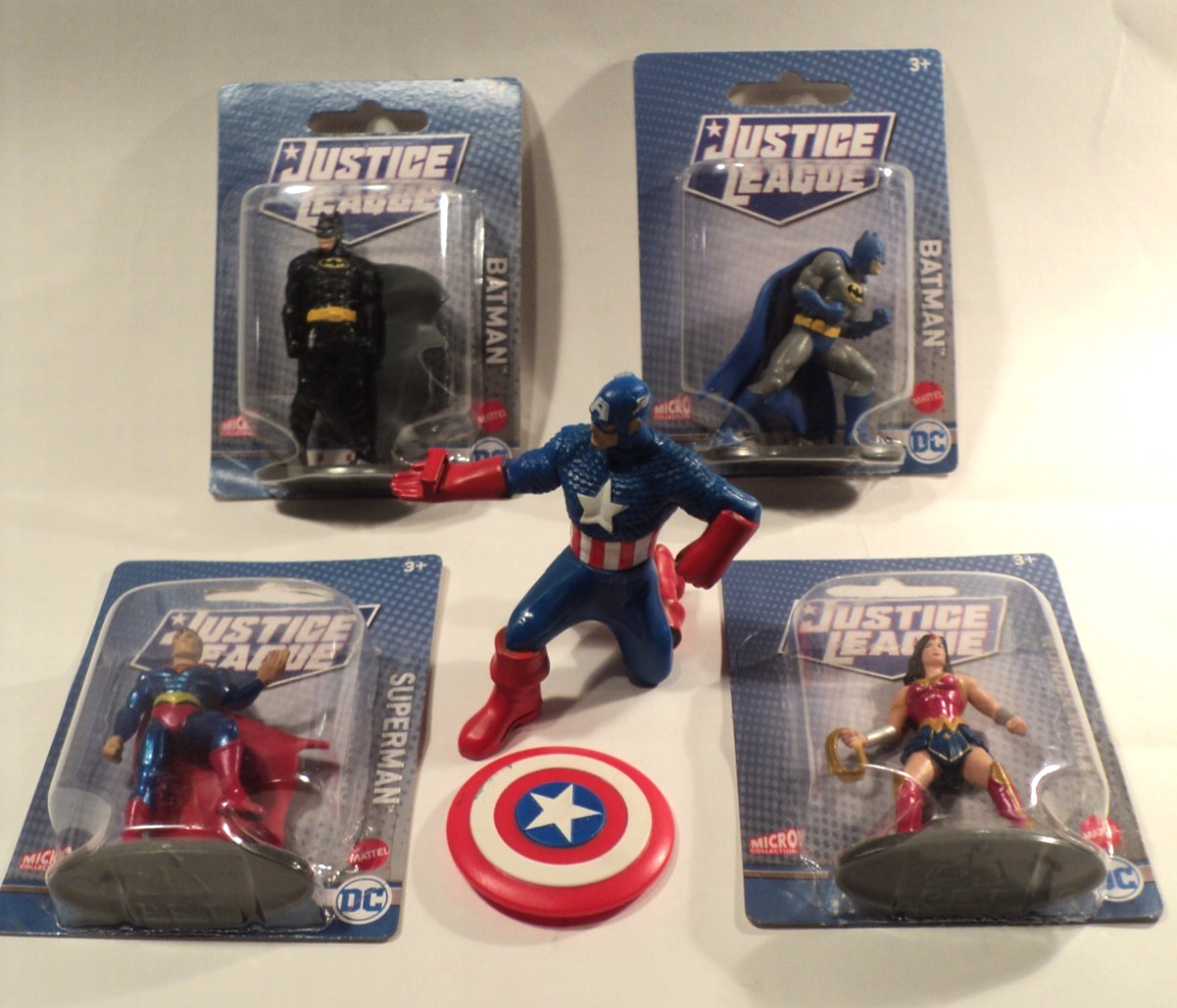 Justice League Micro Collection Wonder Woman, 2 Batman, Superman-Captain America