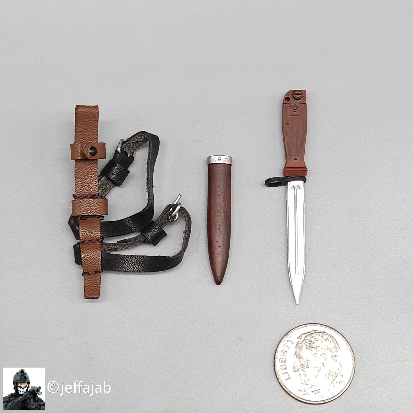 1:6 Flagset Female Red Alert Soviet Tank Lt Galina Knife w/ Sheath 12&Prime; Figures