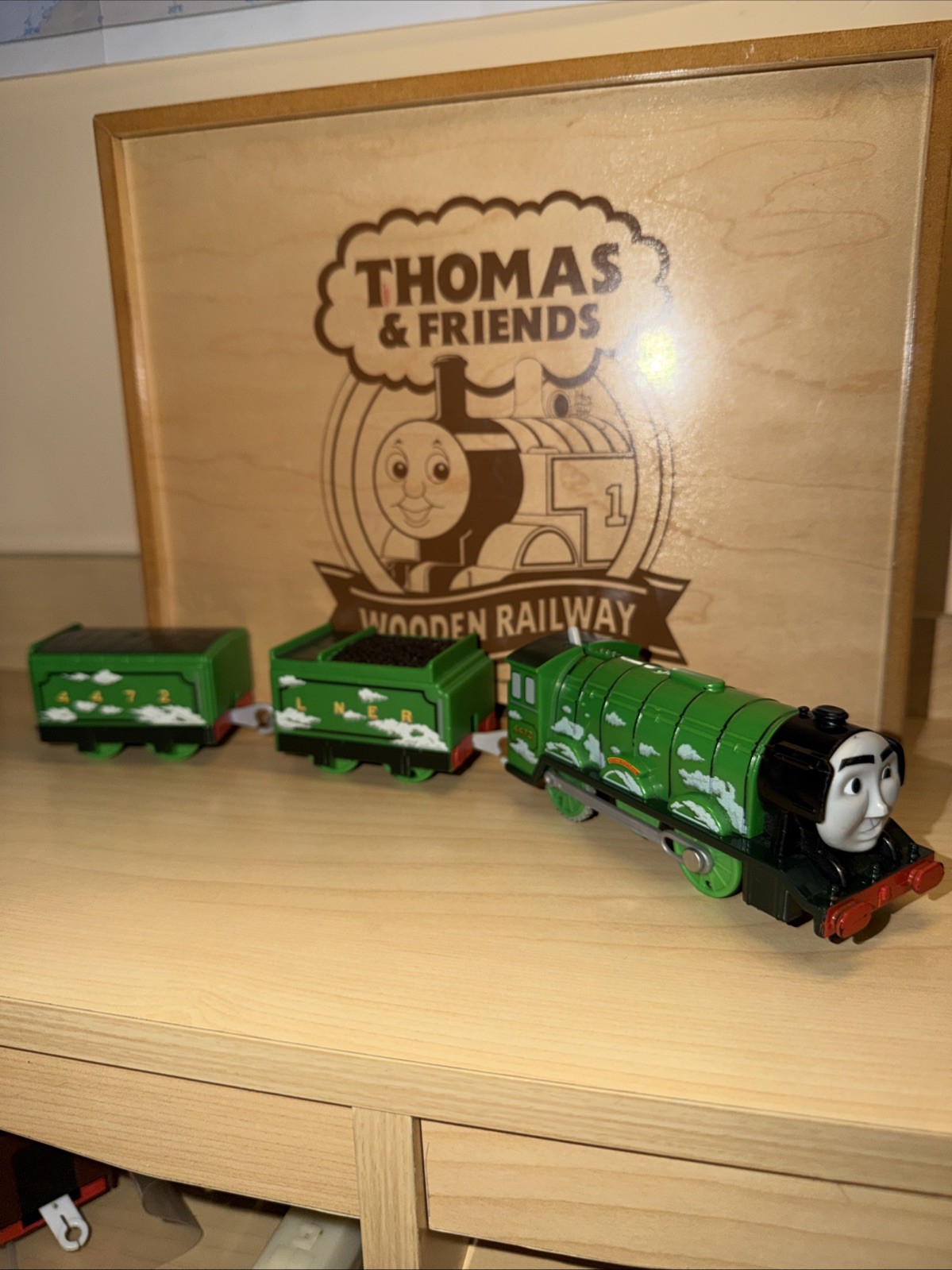FLYING SCOTSMAN Thomas Friends Train TRACKMASTER 2013 4472 WATER LNER COAL