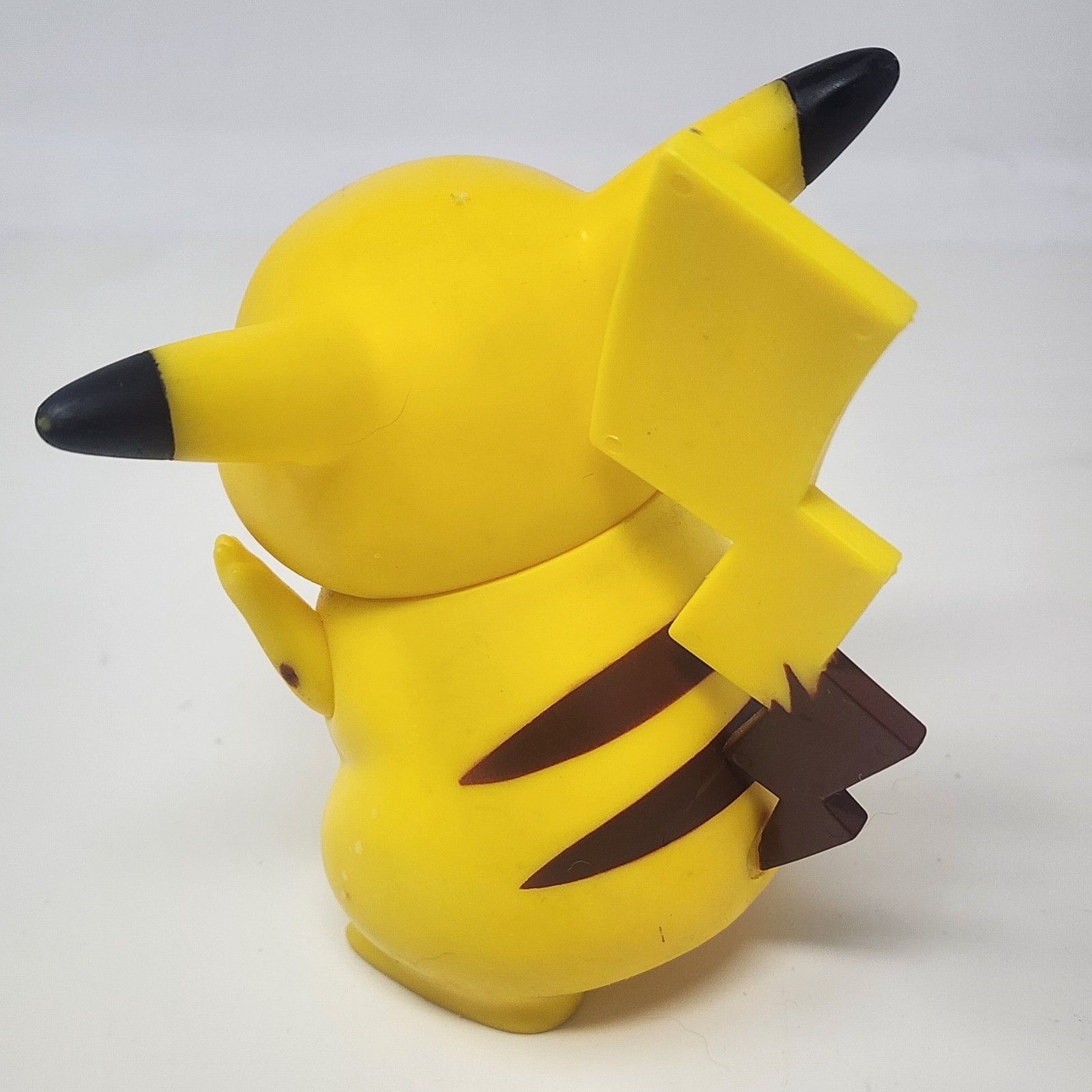 1998 TOMY Pikachu Action Figure Moveable Auldey POKEMON Vintage NINTENDO 4.5 in