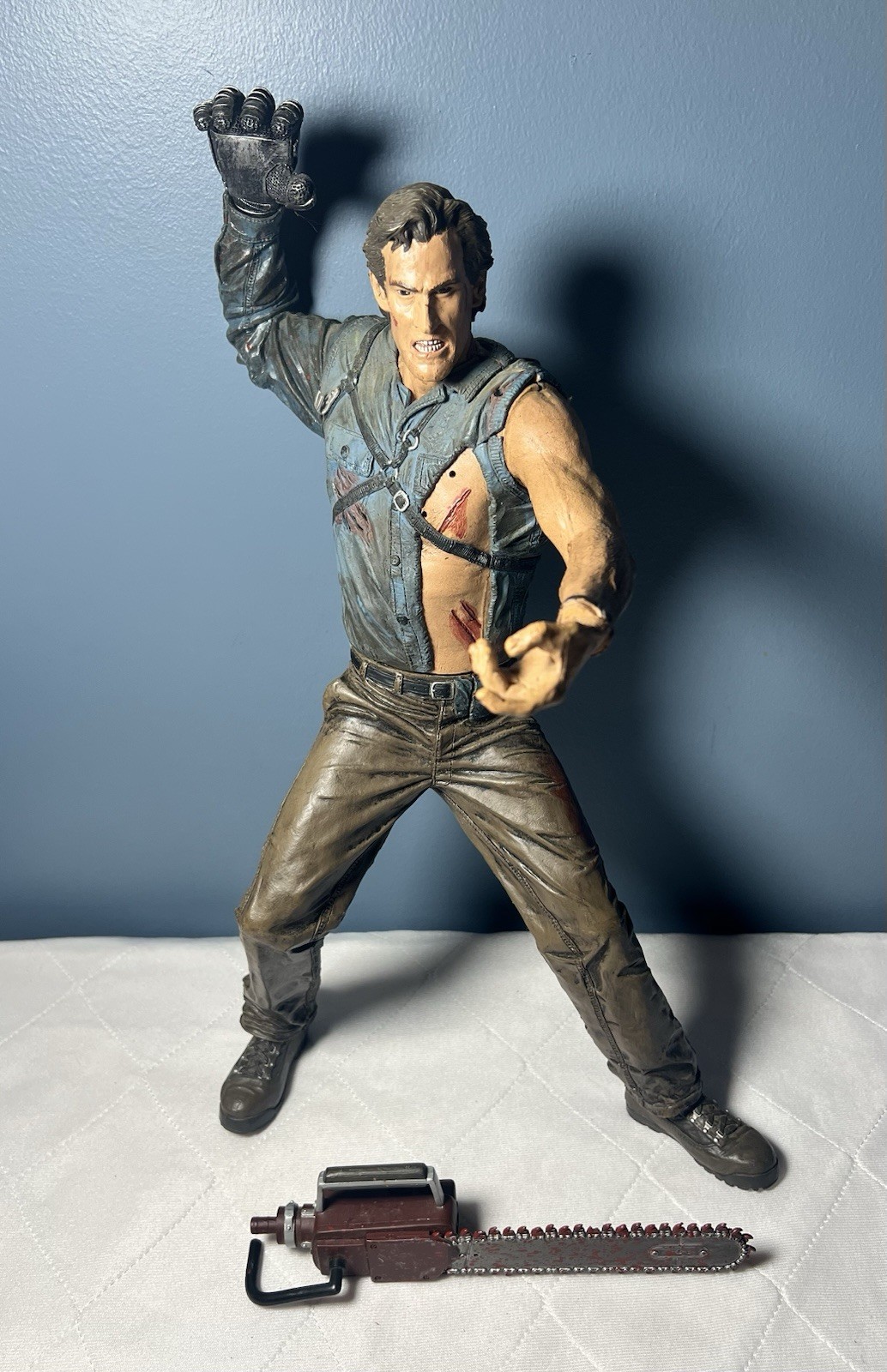 McFarlane Toys 18&Prime; Army of Darkness Ash Evil Dead Action Figure w Chainsaw Talks