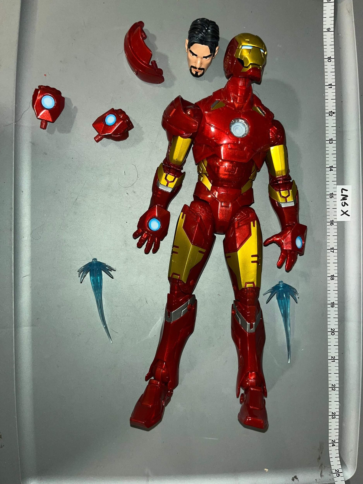 1/6 Scale Marvel Legends 12” Iron Man Action Figure – Science Fiction