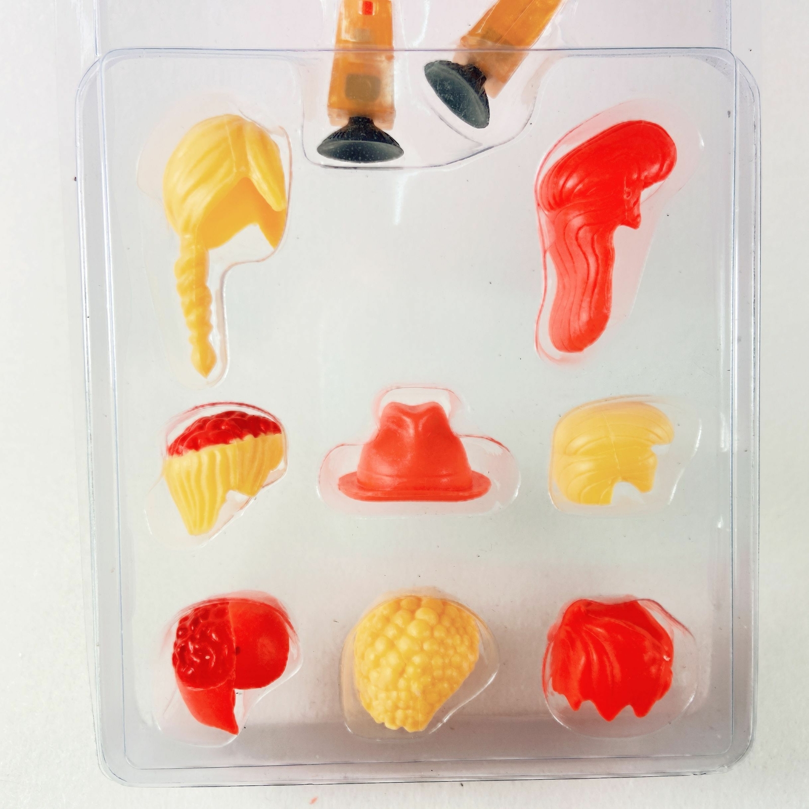 Zing Stikbot ROBOT ANIMATION Apric Yellow Gold Figure with 8pcs accesory