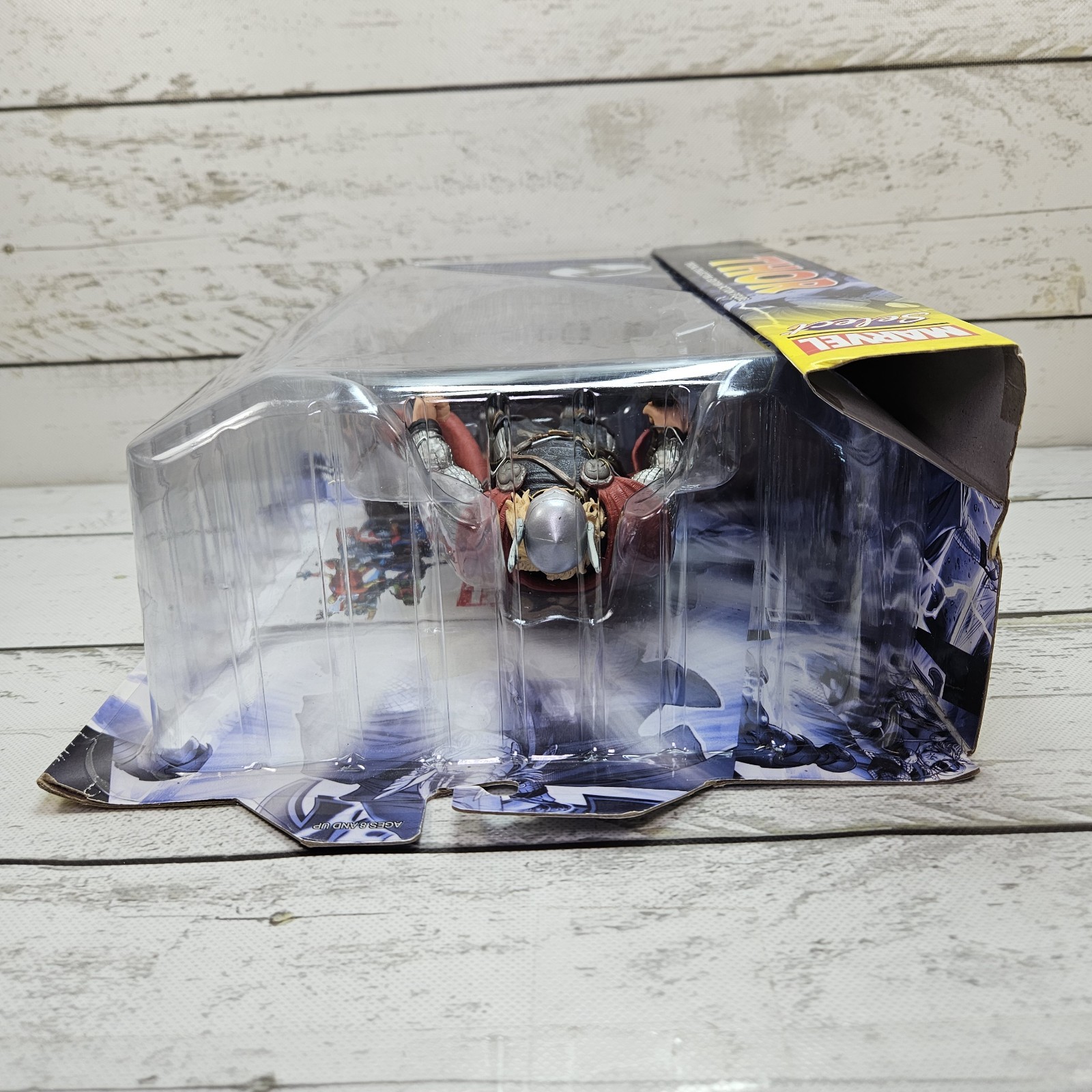 Diamond Select Marvel Select Thor 2019 Collector Edition 7&Prime; Adjustable Figure