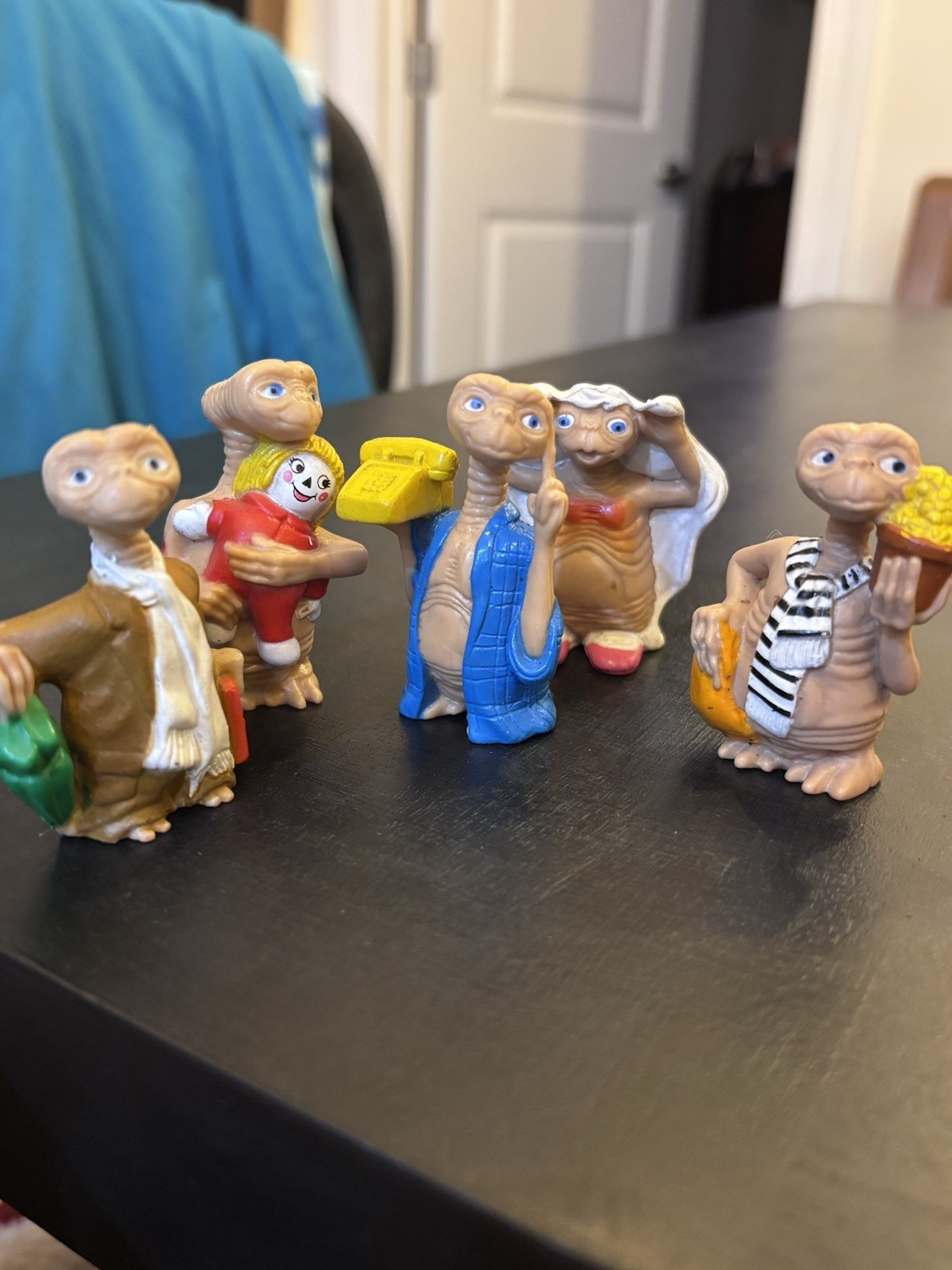 E.T. The Extra Terrestrial Figures set Of 5, Vintage 1982