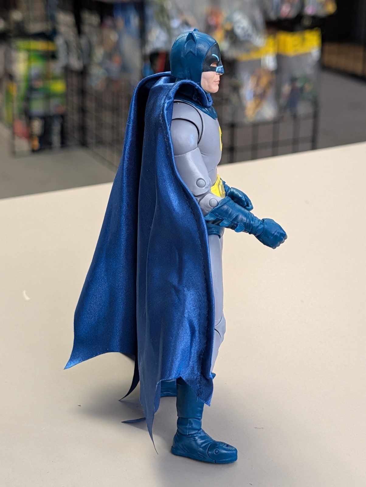 McFarlane DC Multiverse Batman 1966 Classic TV Series Adam West 7&Prime; Action Figure