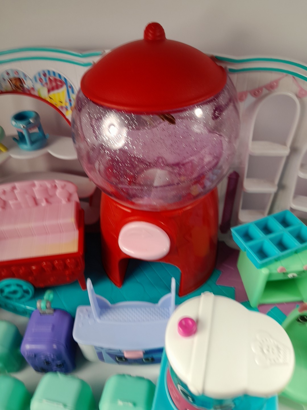 Shopkins Accessories Lot Misc. Items Sweet spot Gumball Machine